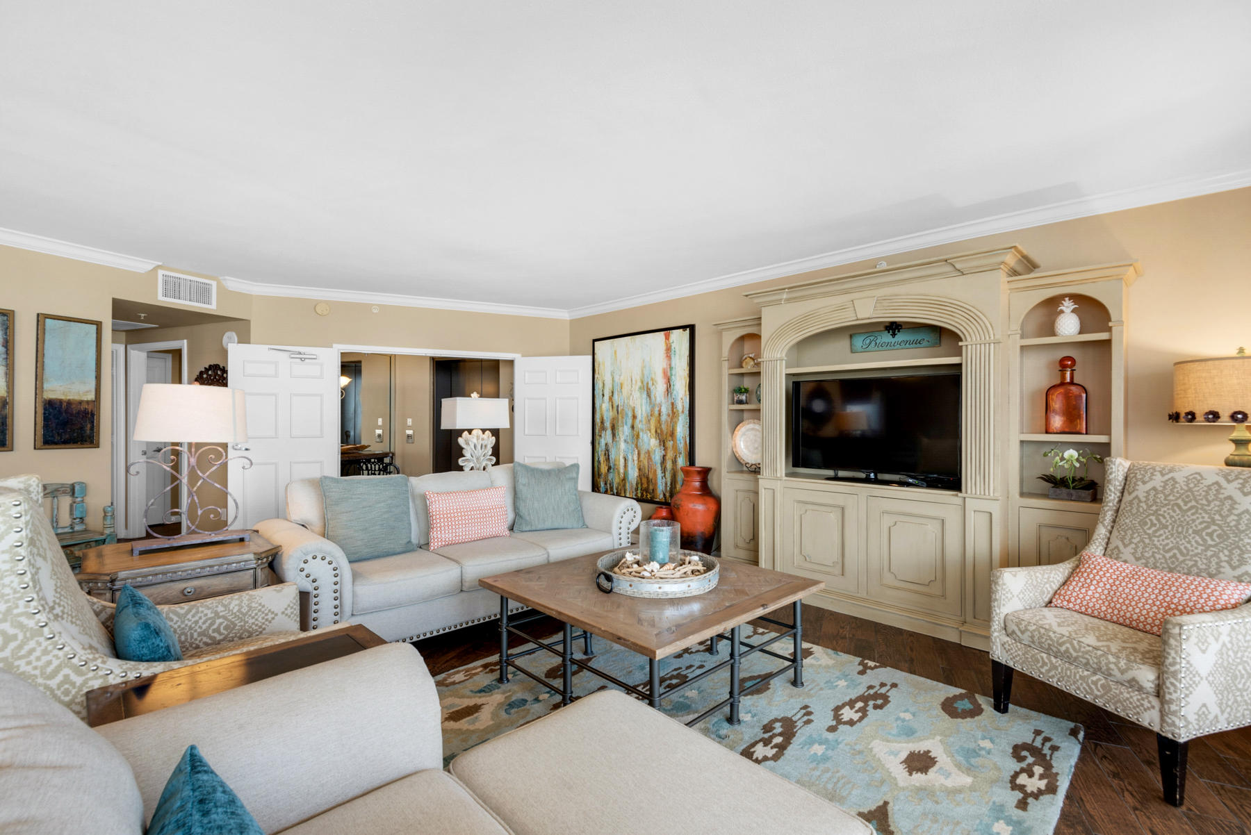 ST. MAARTEN AT SILVER SHELLS - Residential