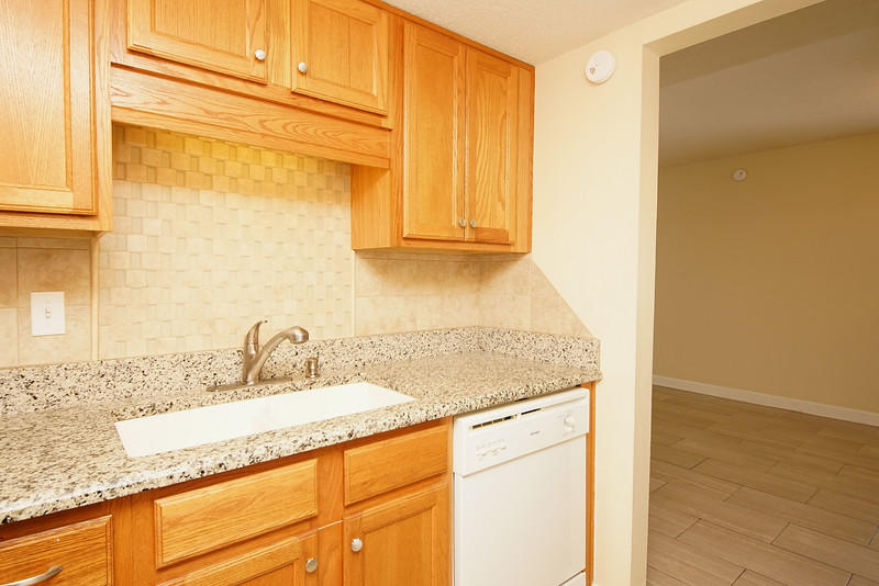 FINISTERRA CONDO - Residential