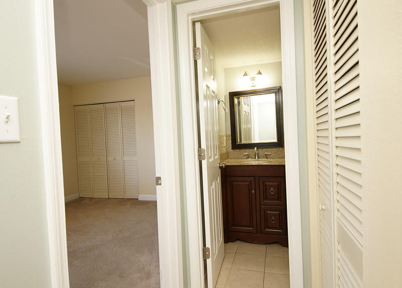 FINISTERRA CONDO - Residential