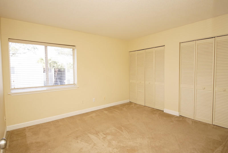 FINISTERRA CONDO - Residential