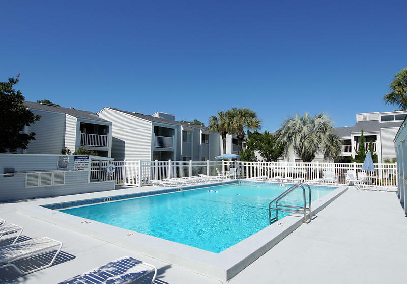 FINISTERRA CONDO - Residential