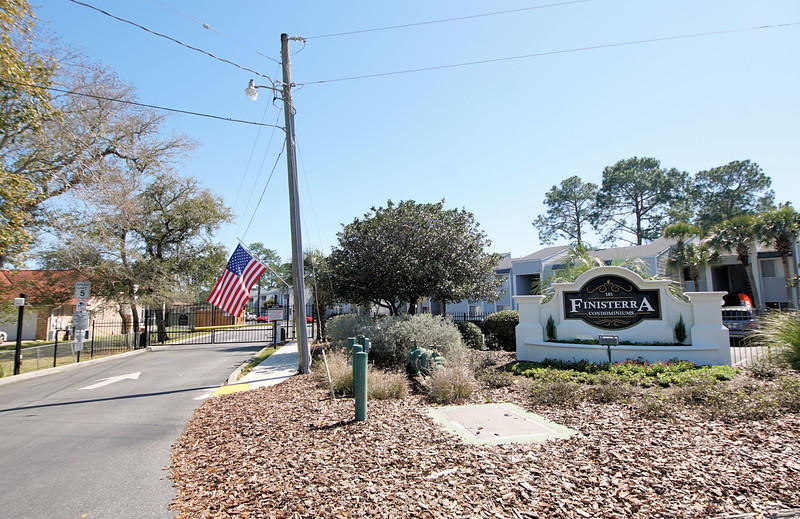 FINISTERRA CONDO - Residential