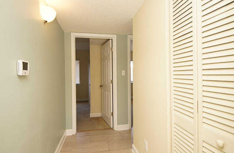 FINISTERRA CONDO - Residential