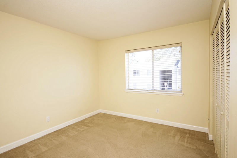 FINISTERRA CONDO - Residential