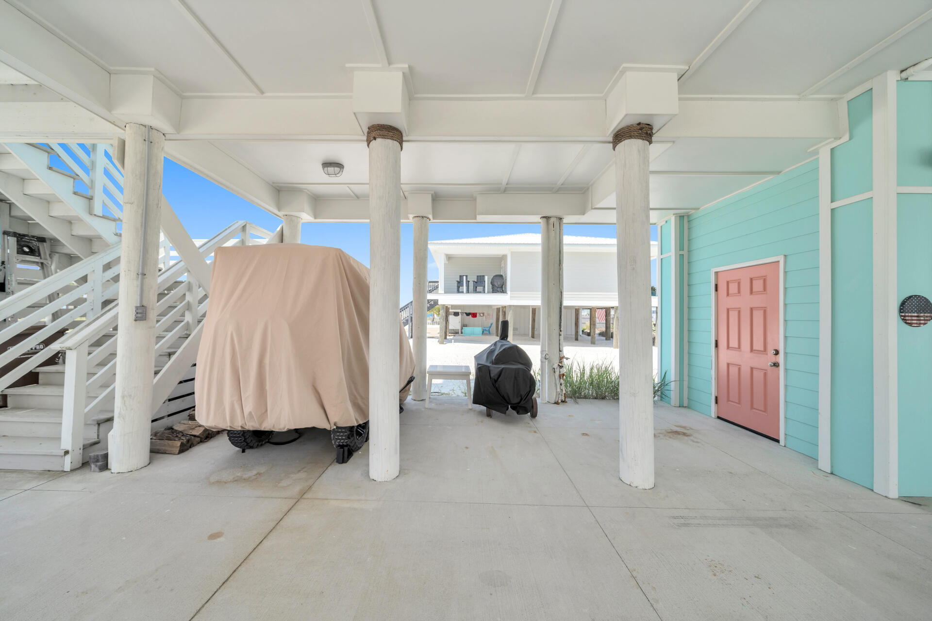 NO RECORDED SUBDIVISION - Residential