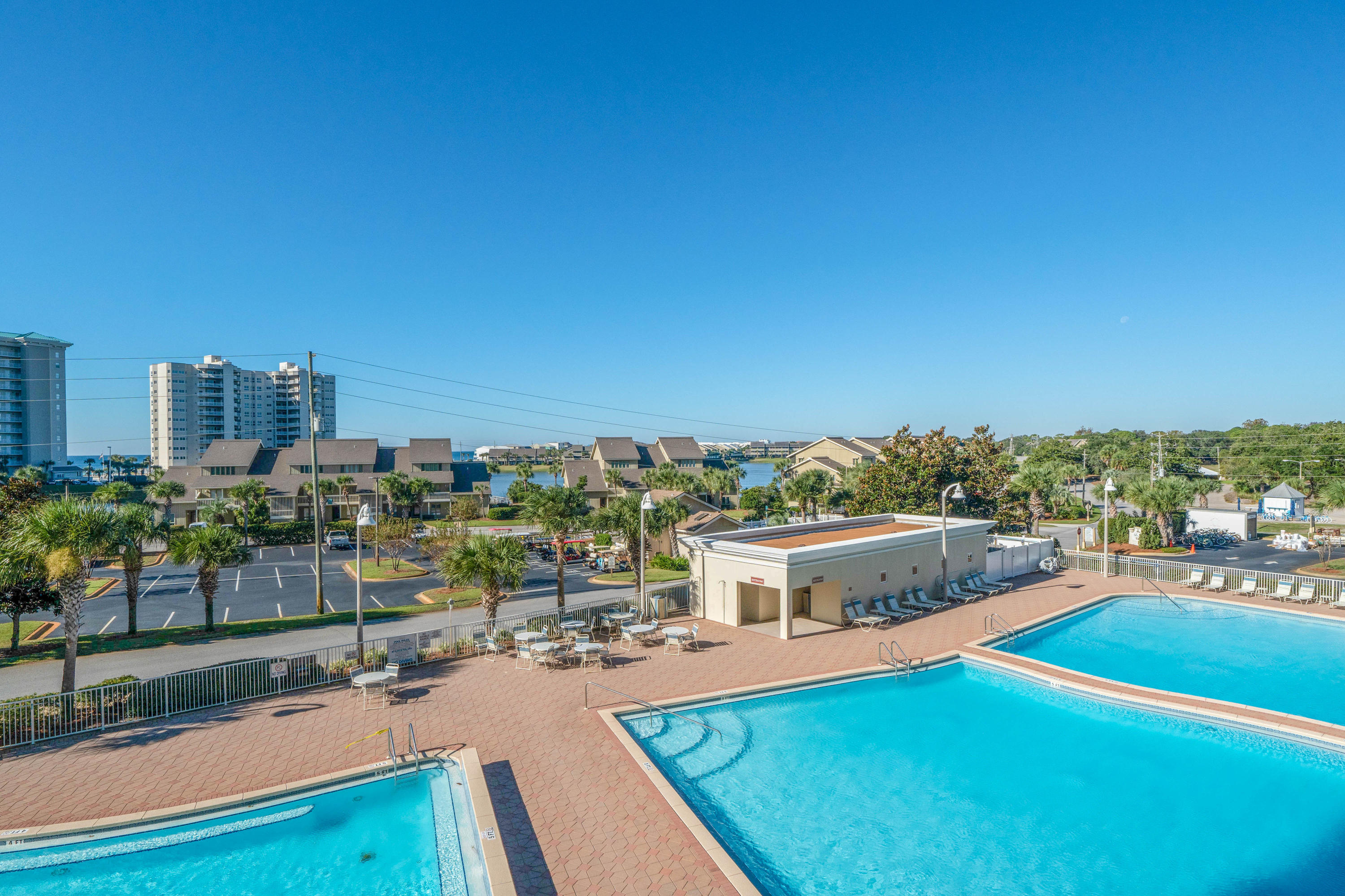 ARIEL DUNES II - Residential