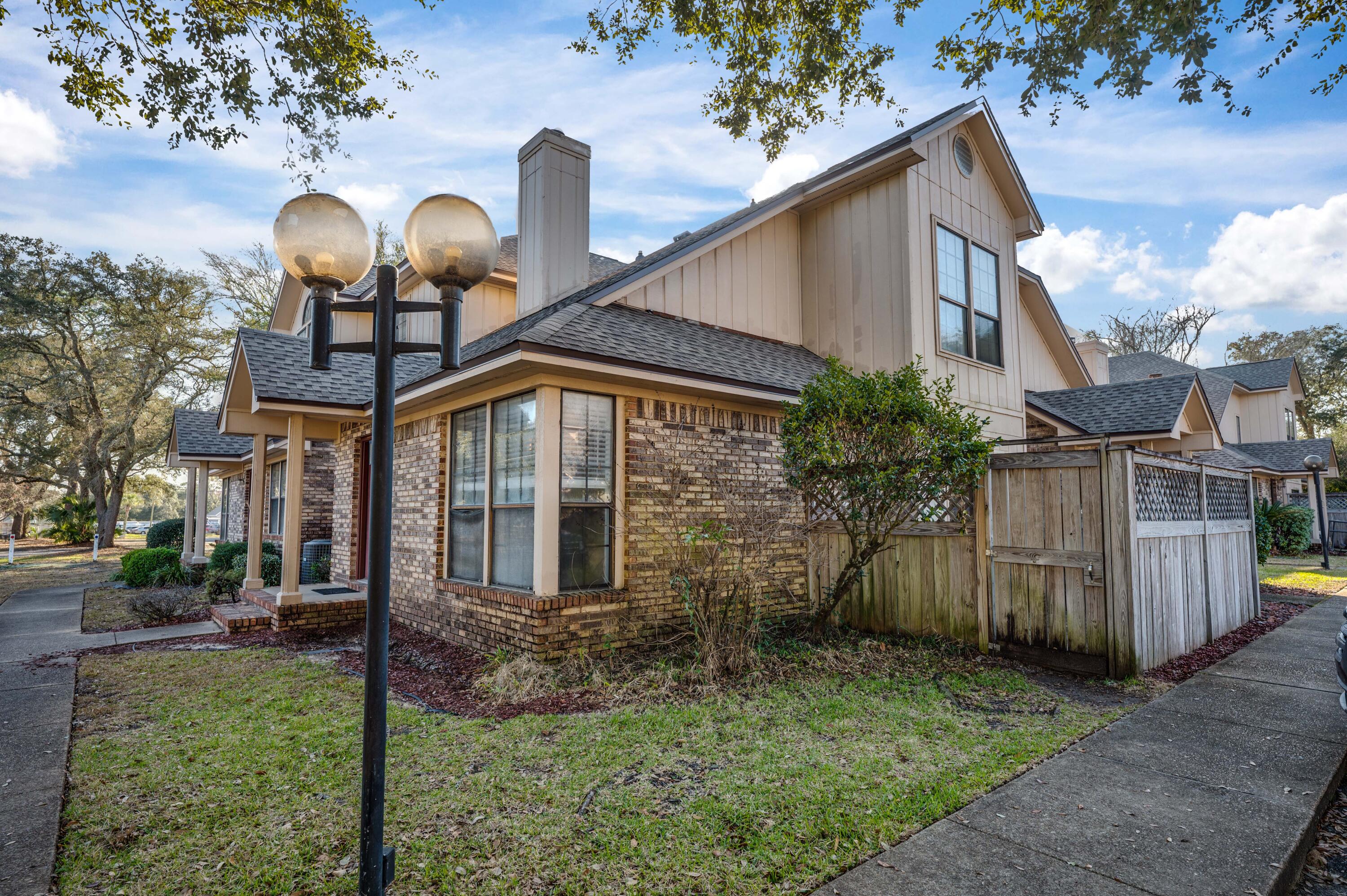 CROSSWINDS LANDING - Residential Lease