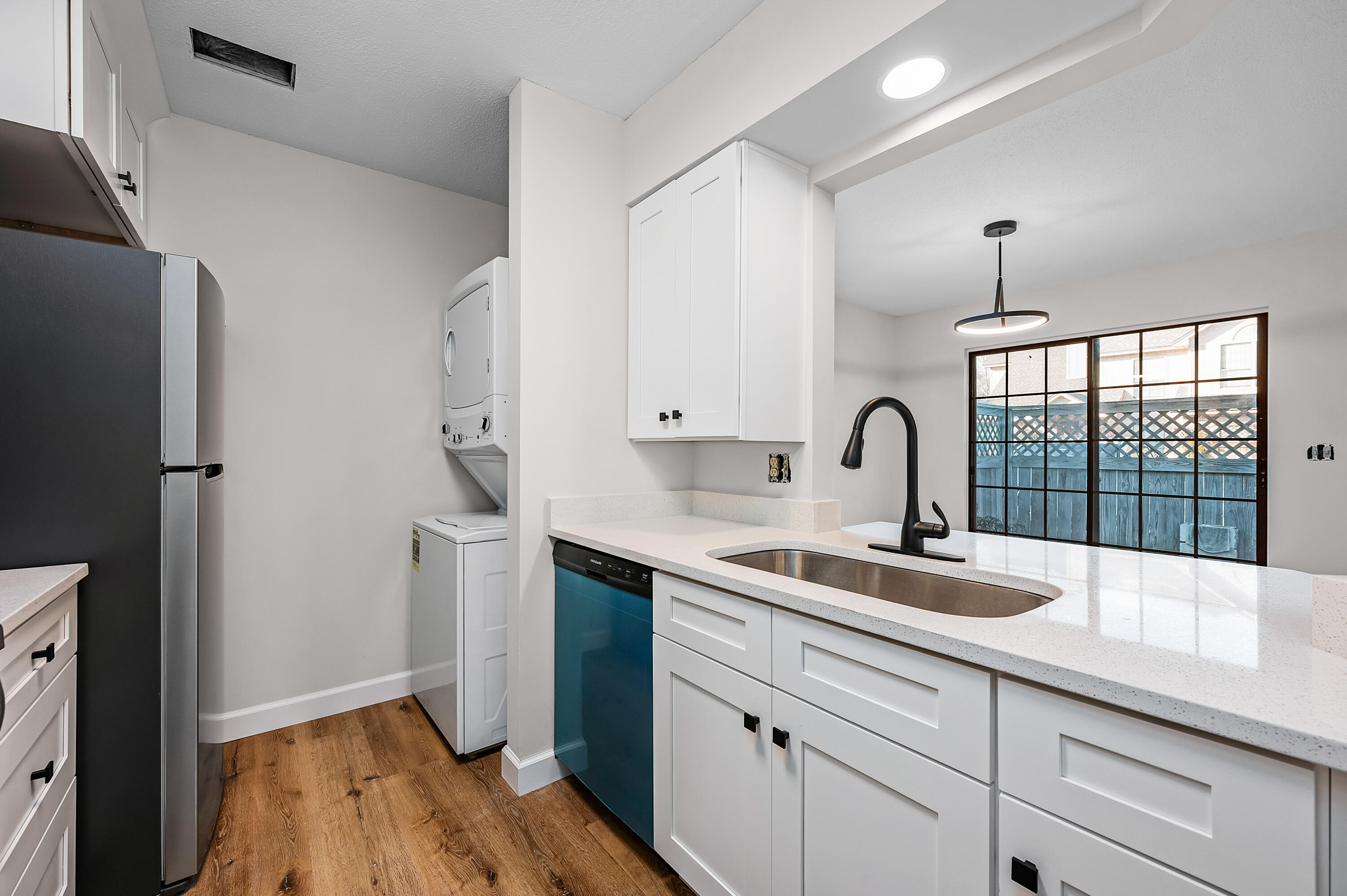 CROSSWINDS LANDING - Residential Lease