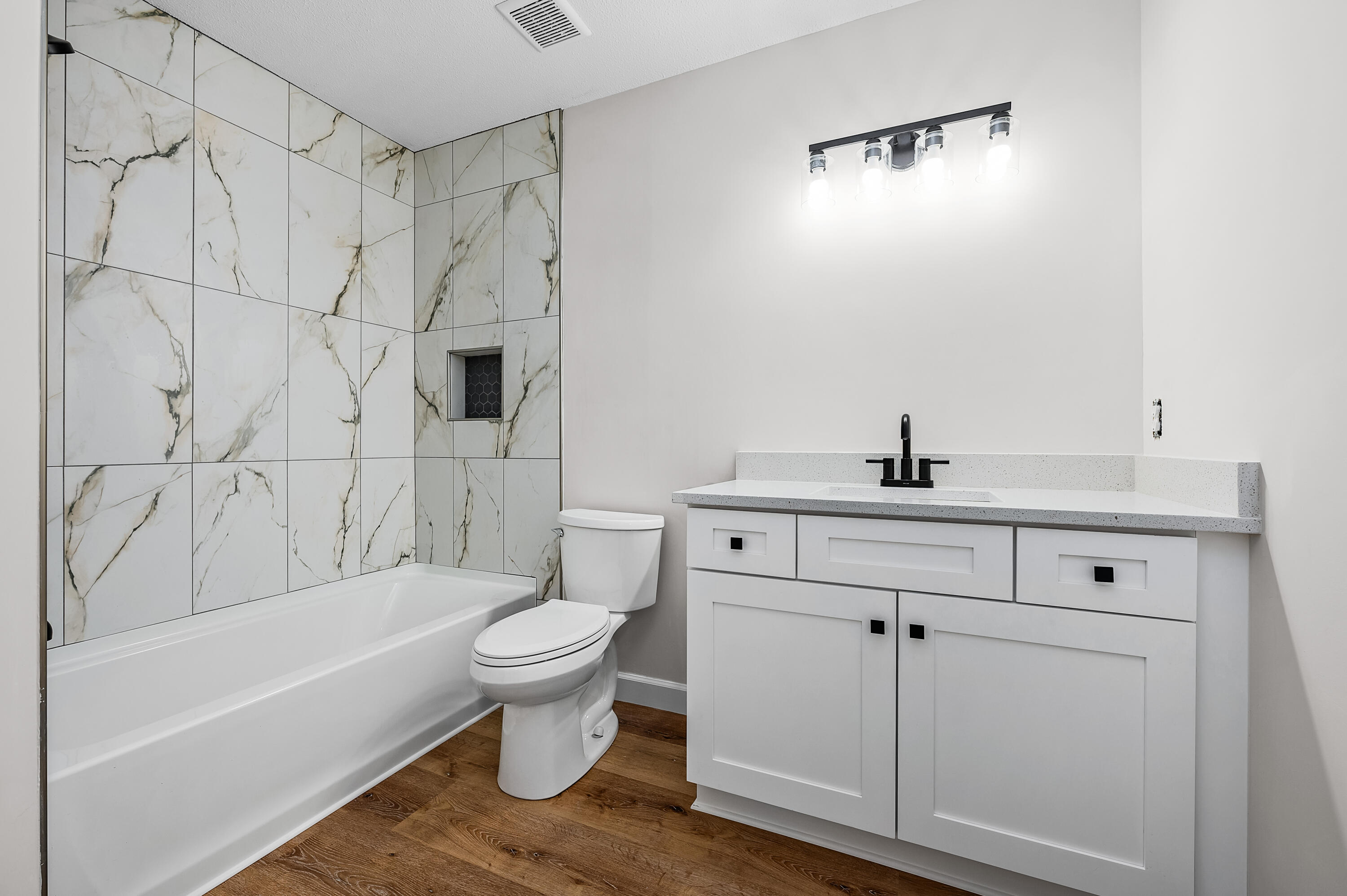 CROSSWINDS LANDING - Residential Lease