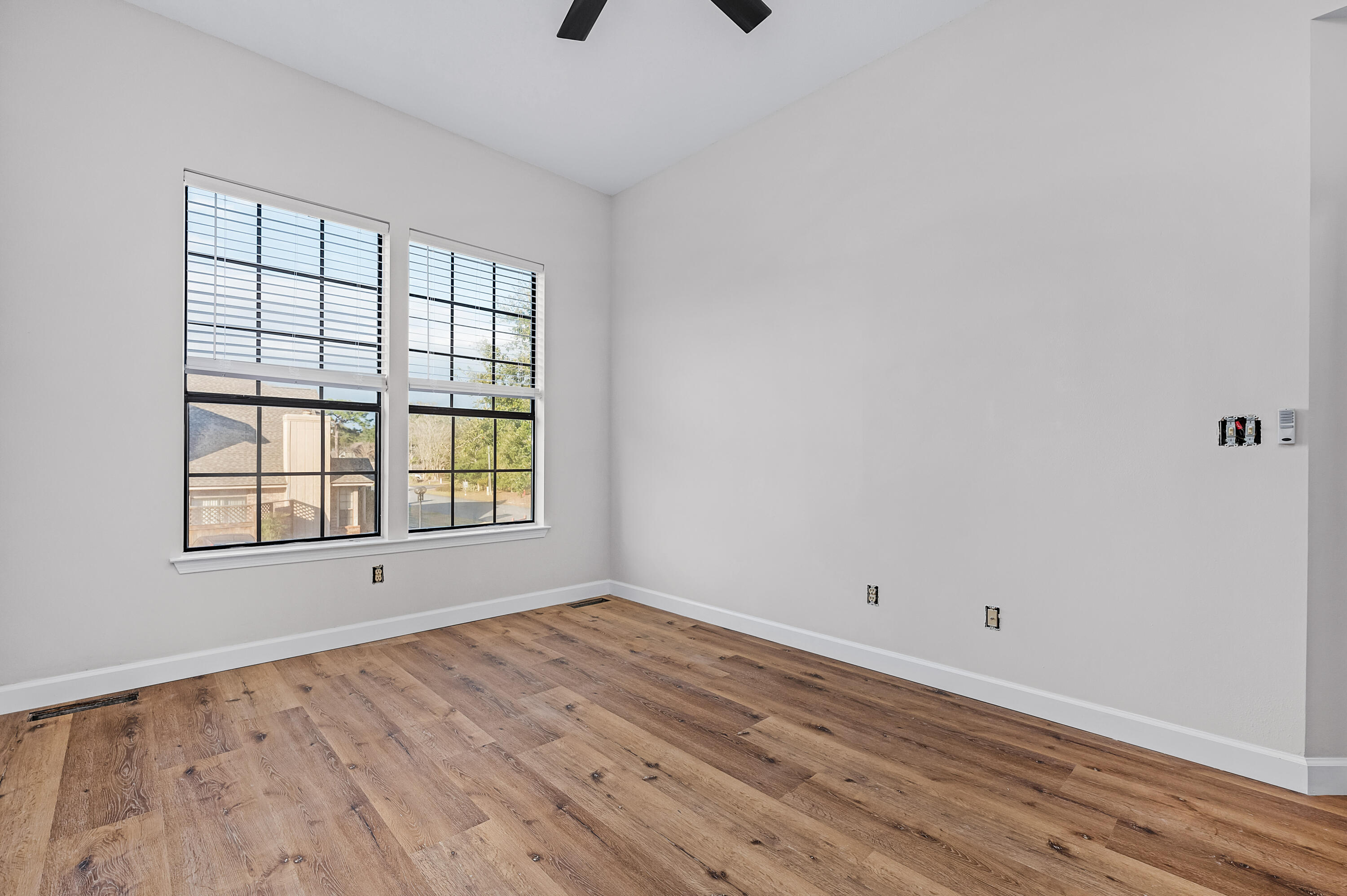 CROSSWINDS LANDING - Residential Lease