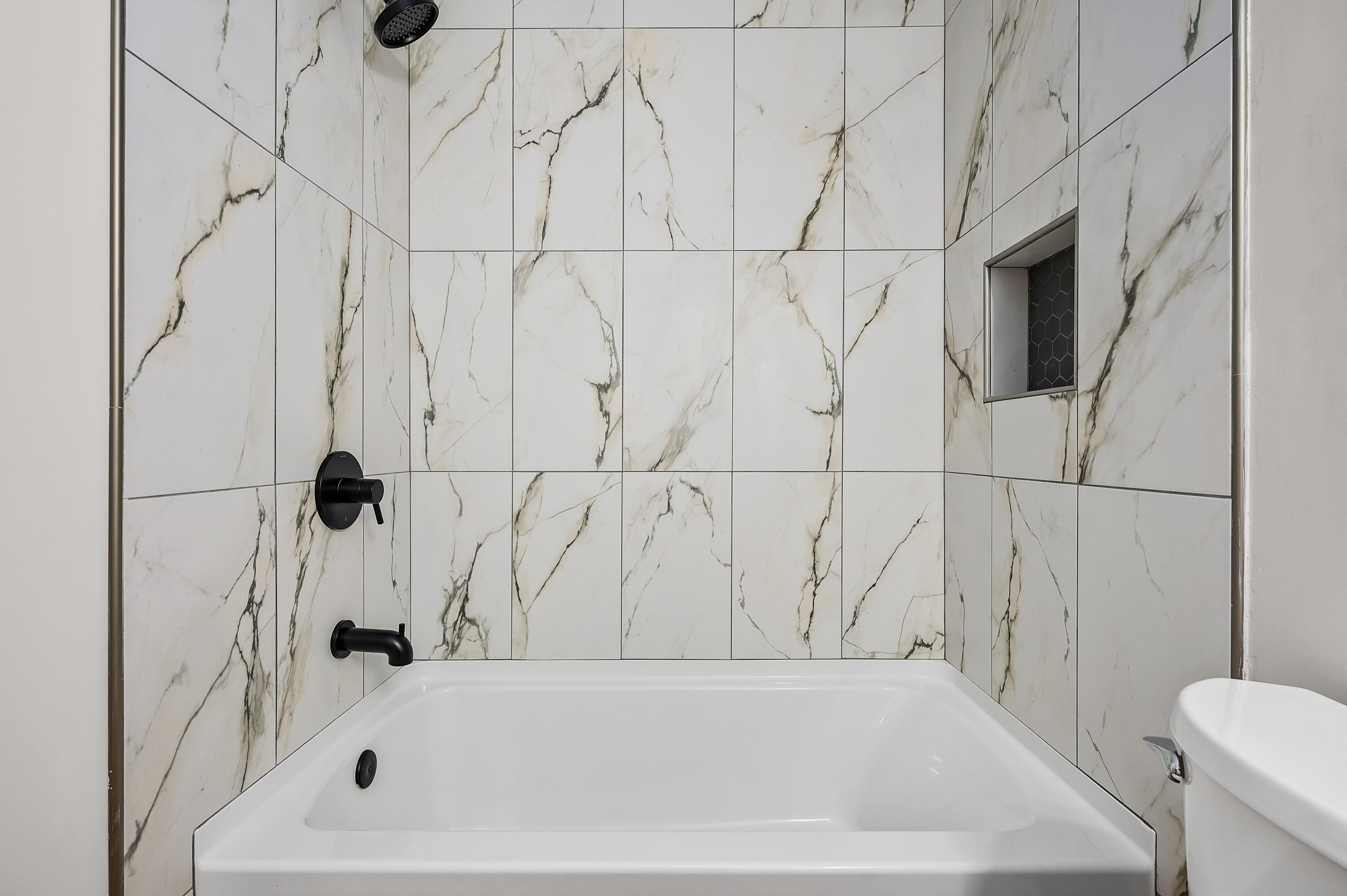 CROSSWINDS LANDING - Residential Lease