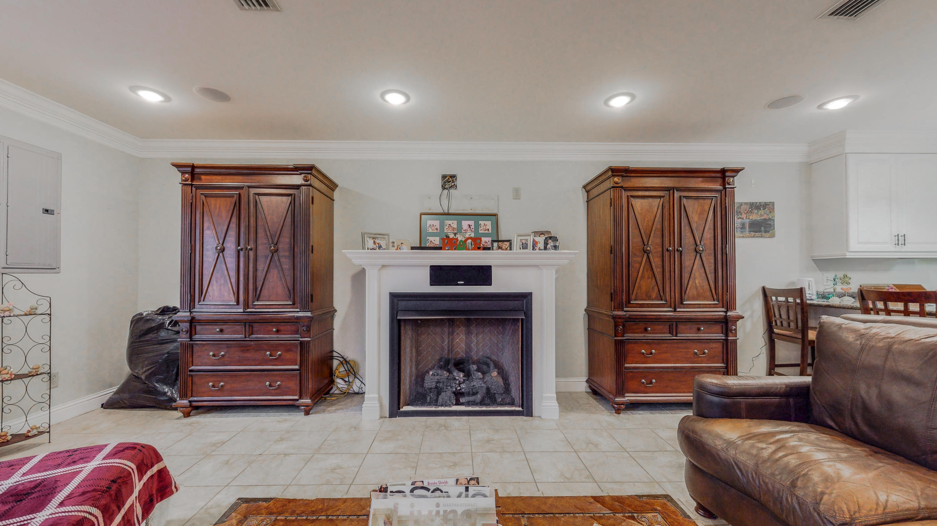 NO RECORDED SUBDIVISION - Residential