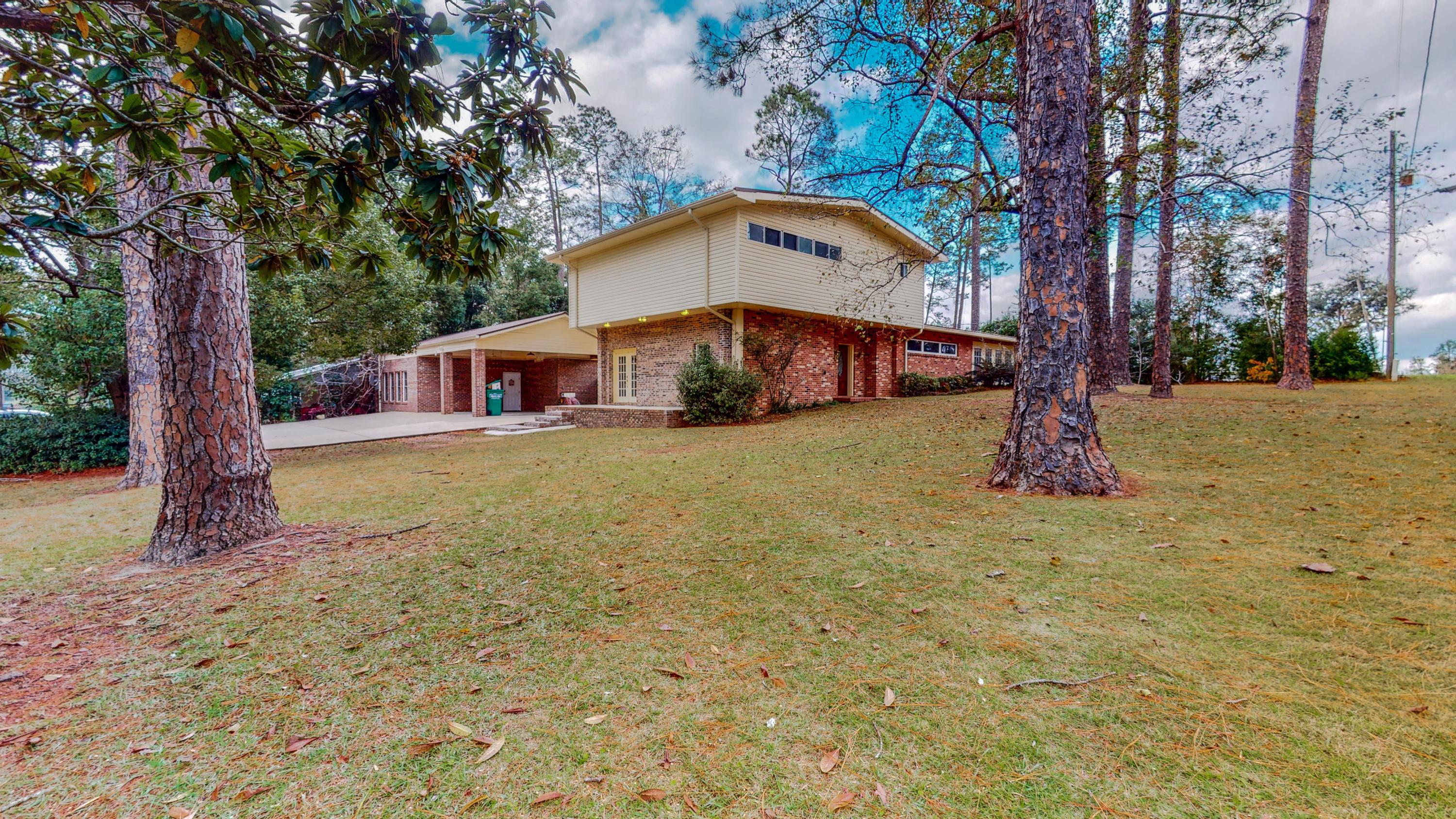 NO RECORDED SUBDIVISION - Residential