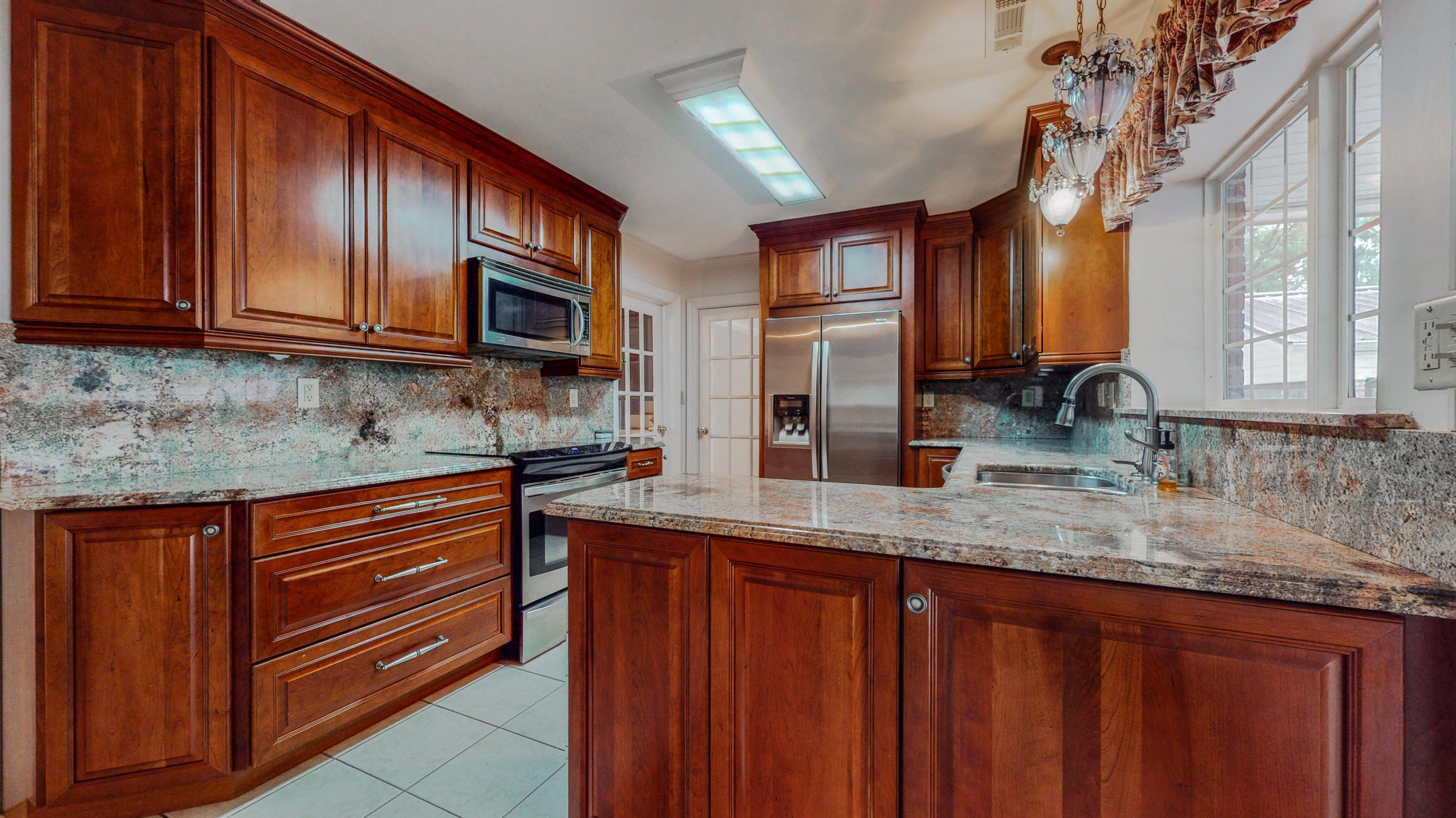 NO RECORDED SUBDIVISION - Residential