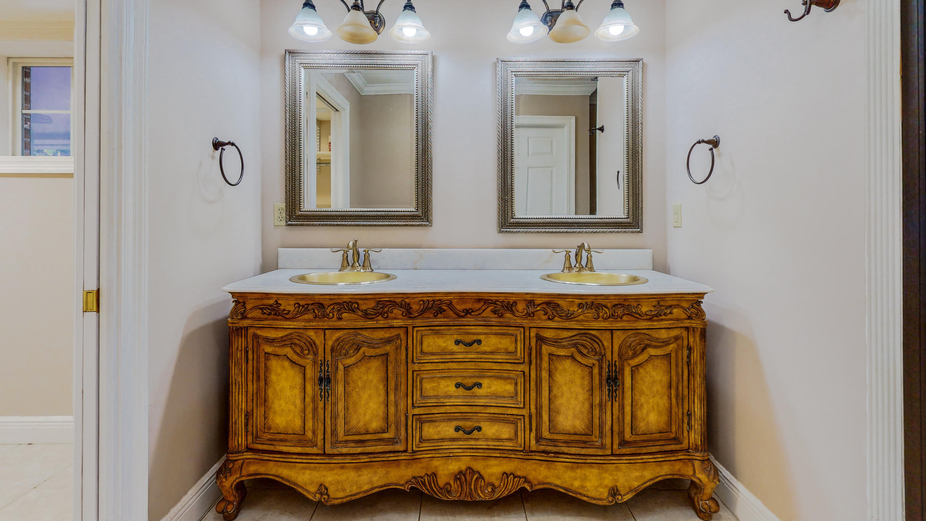 NO RECORDED SUBDIVISION - Residential