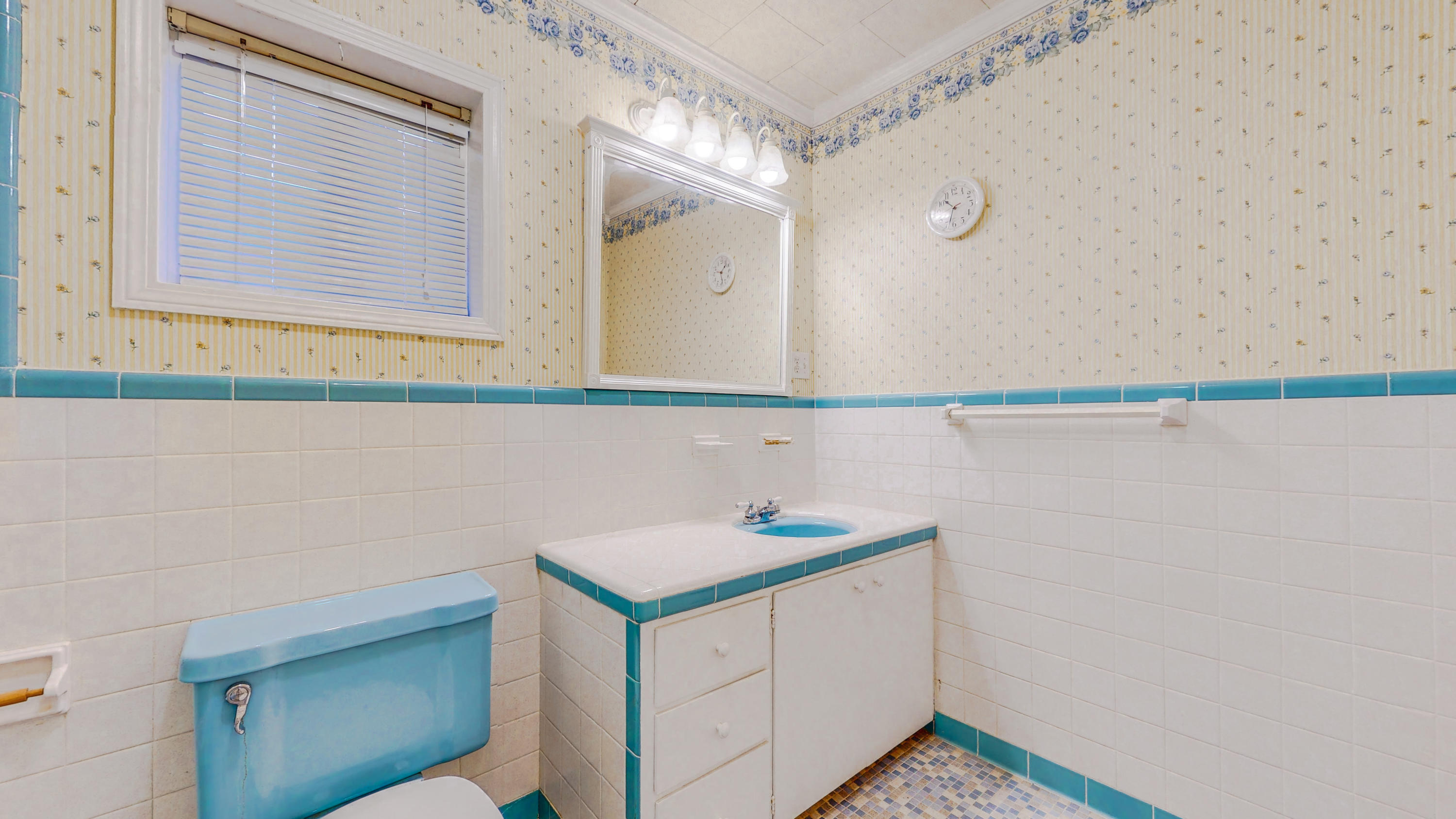 NO RECORDED SUBDIVISION - Residential