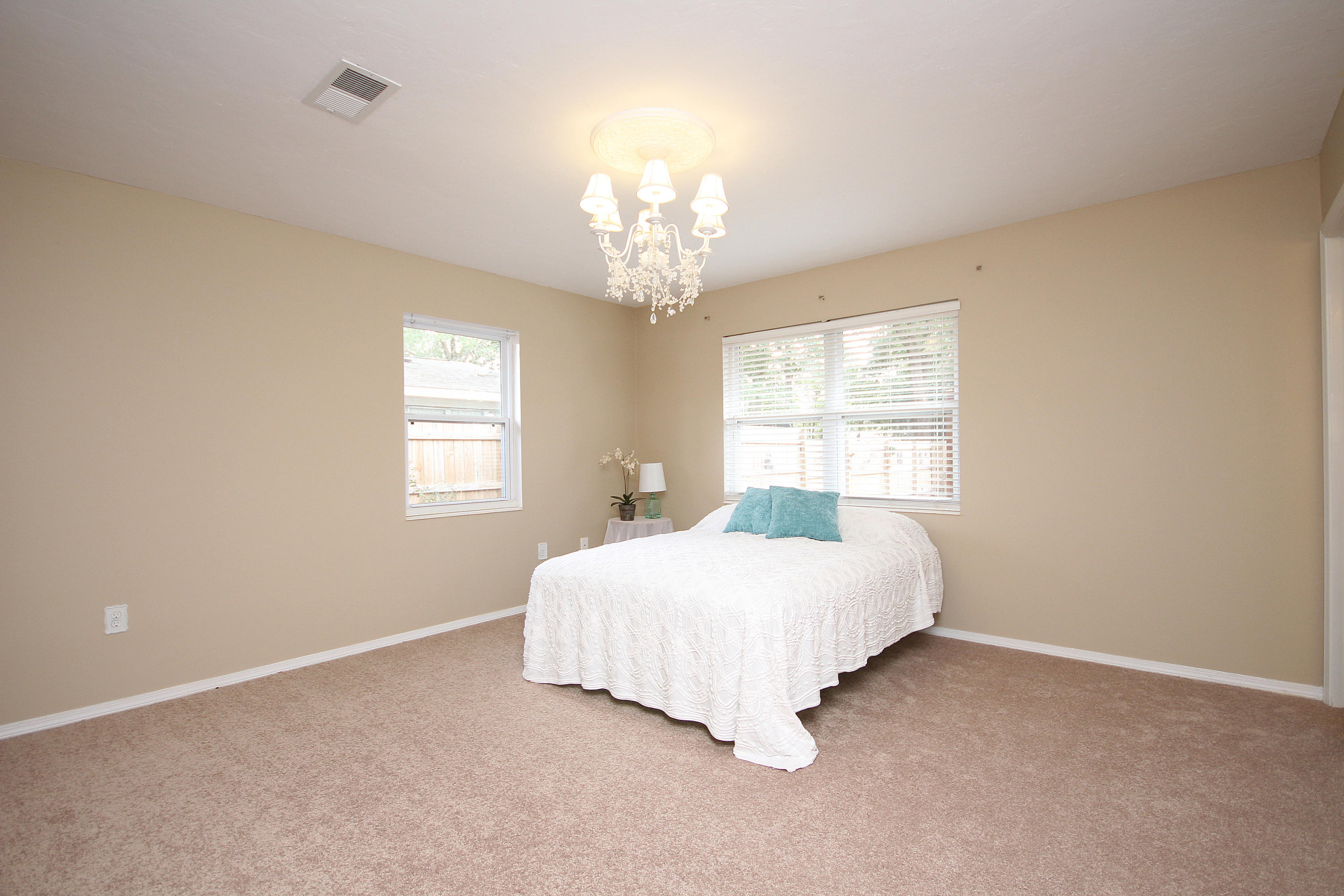 BAYOU POQUITO - Residential