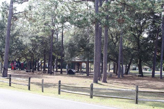 BAYOU POQUITO - Residential