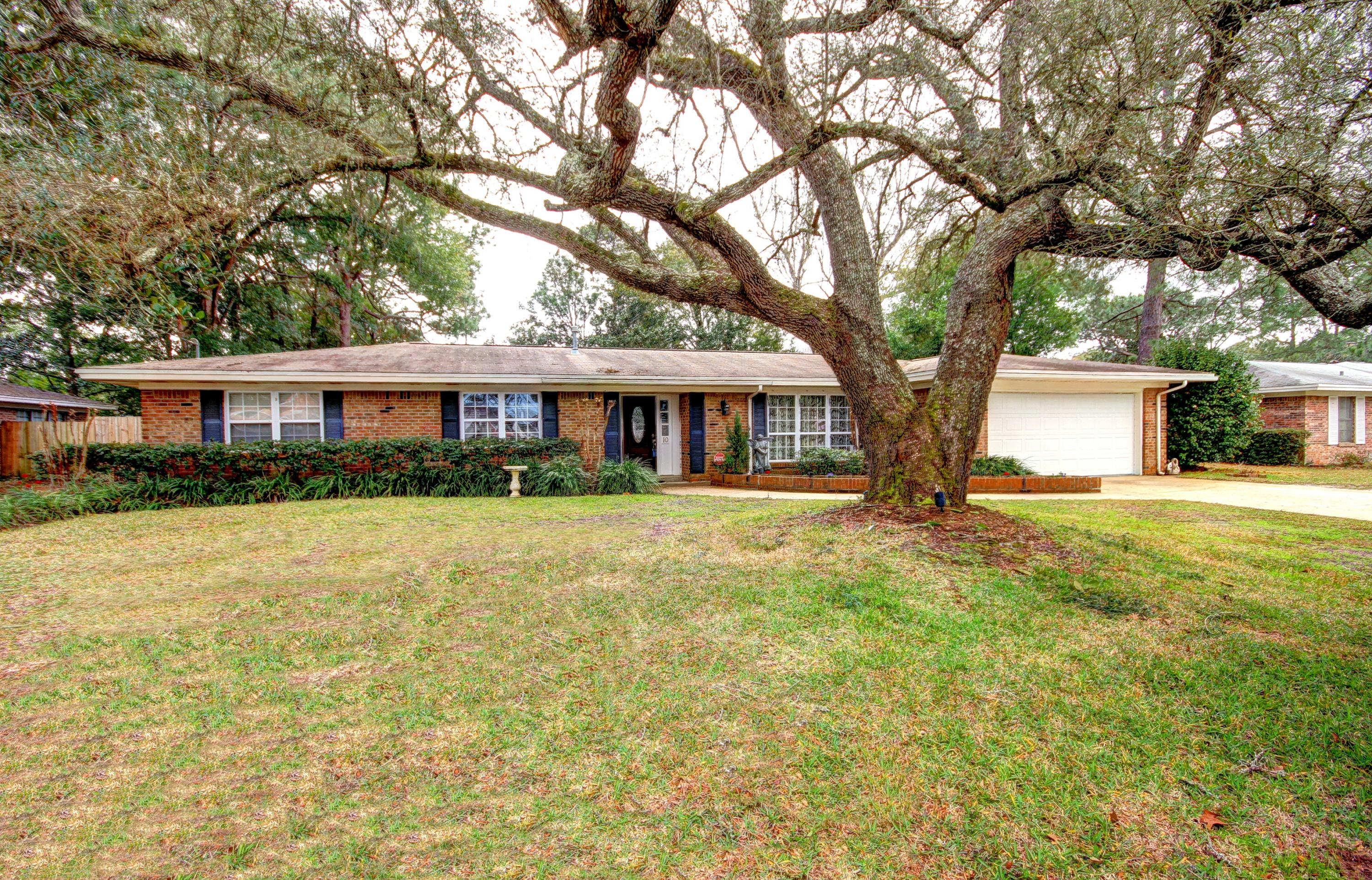 BAYOU POQUITO - Residential