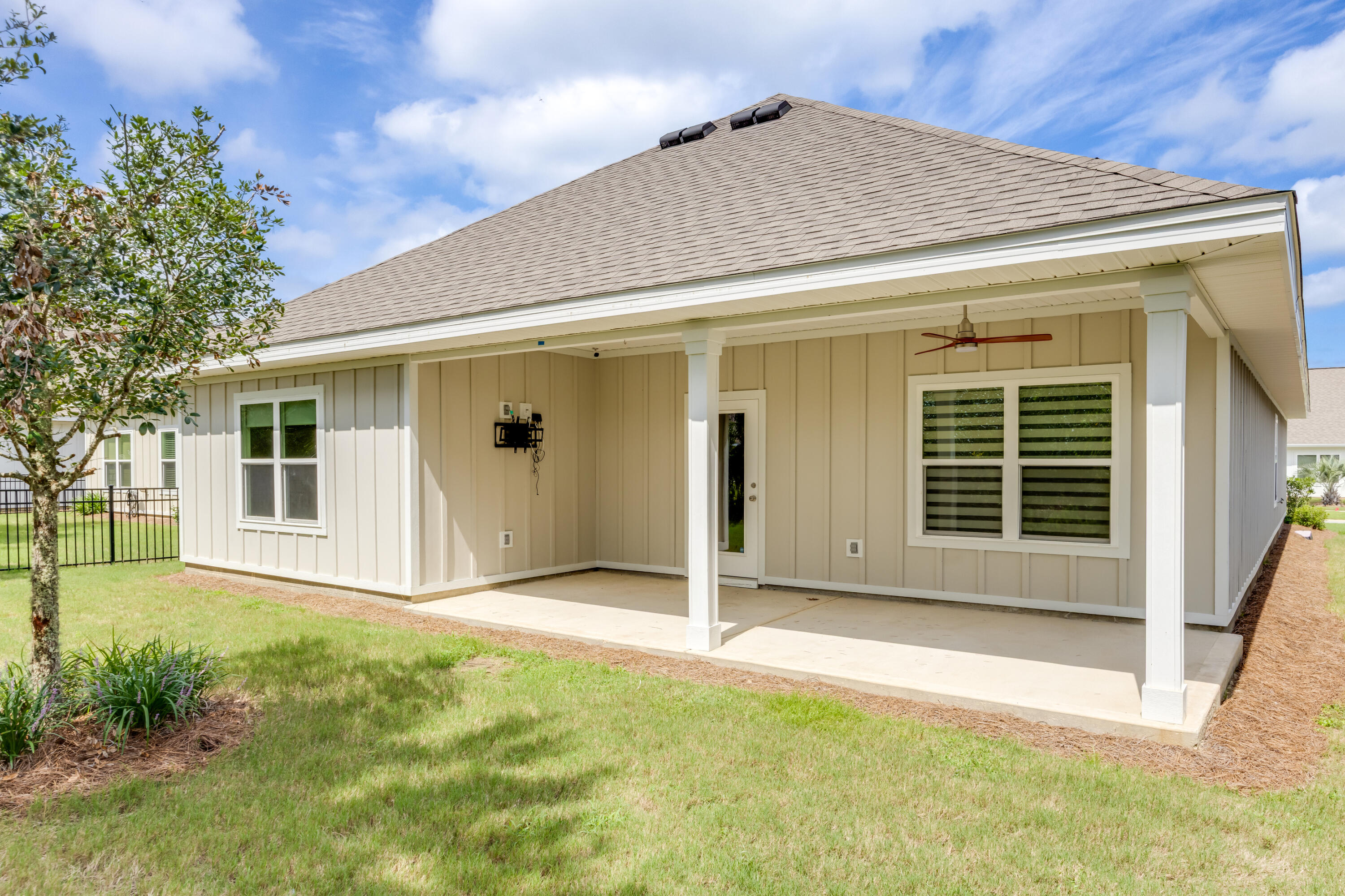 Hammock Bay Firefly - Residential