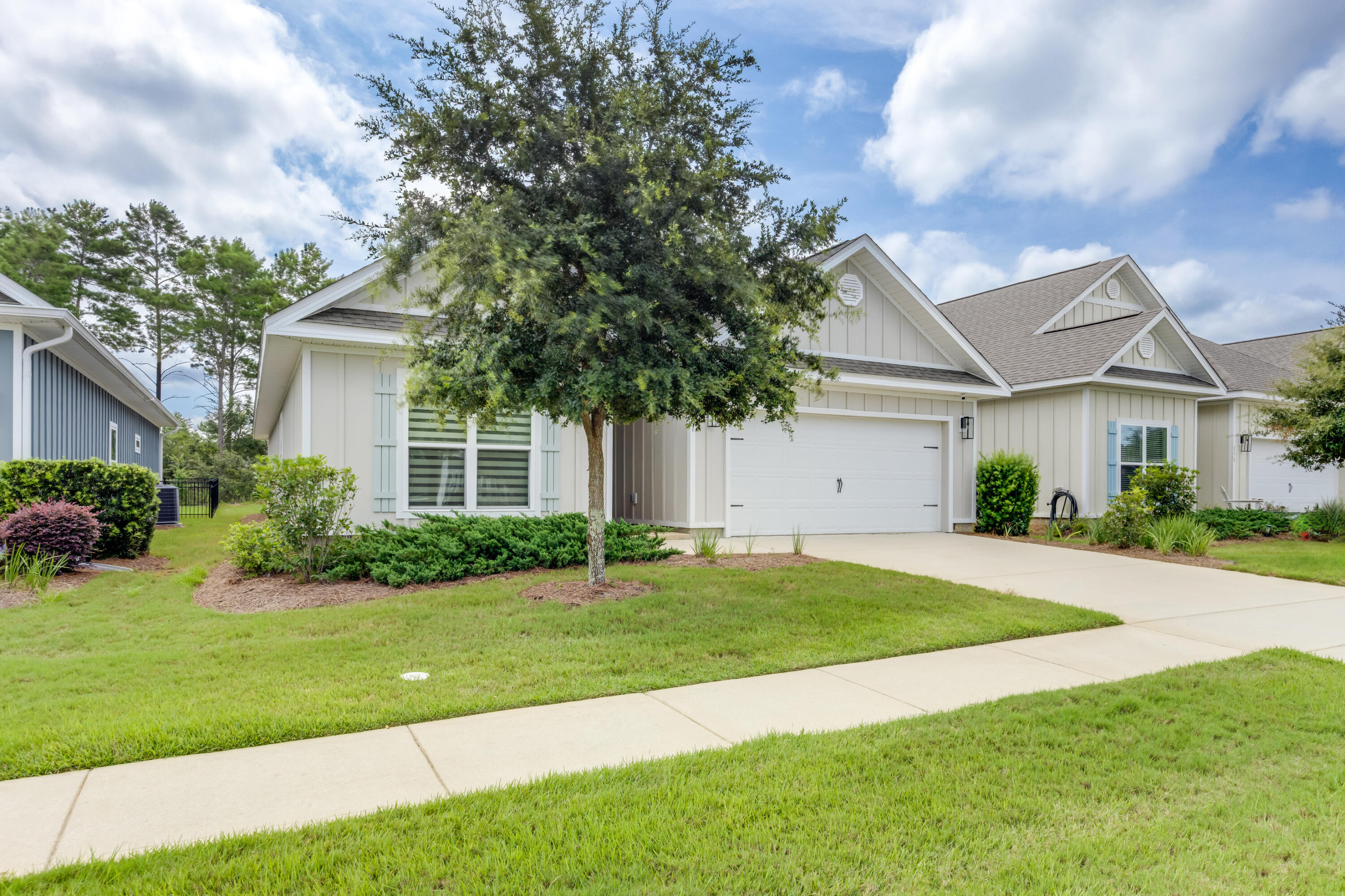 Hammock Bay Firefly - Residential