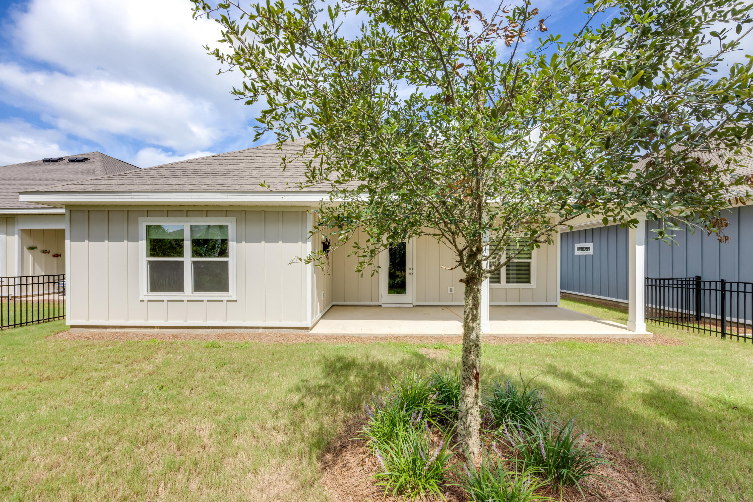 Hammock Bay Firefly - Residential