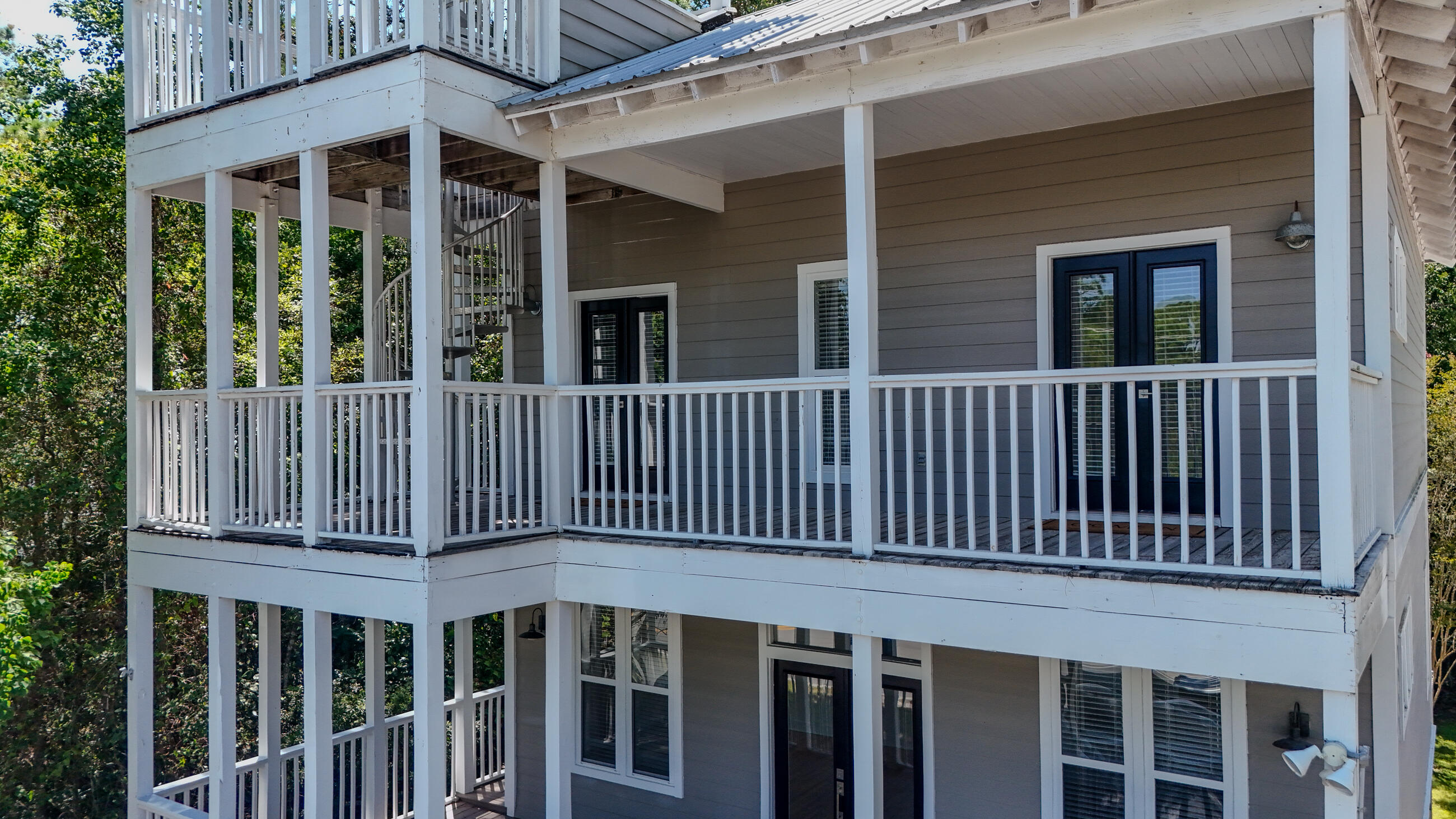 GULF SHORE MANOR - Residential