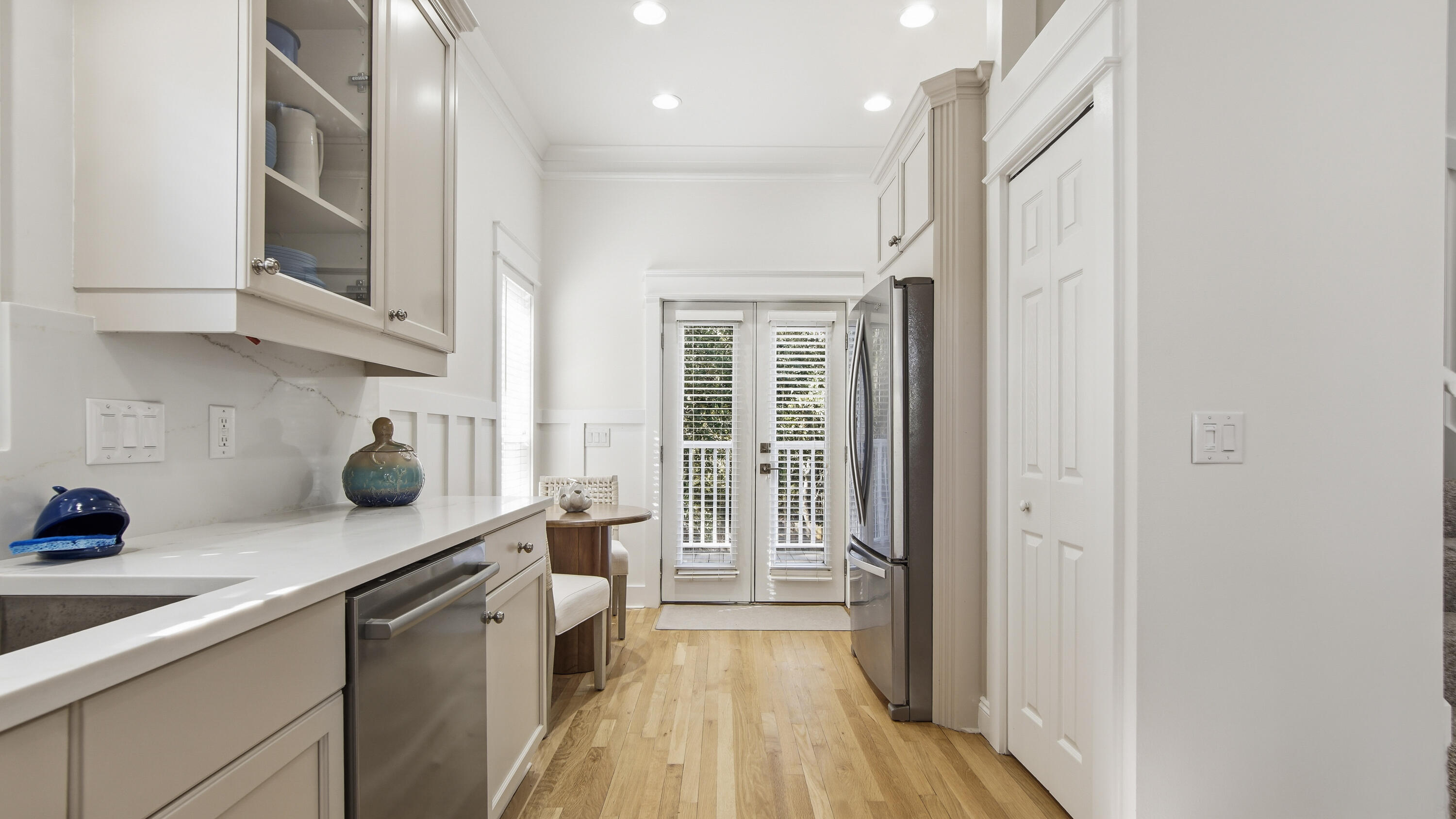 GULF SHORE MANOR - Residential