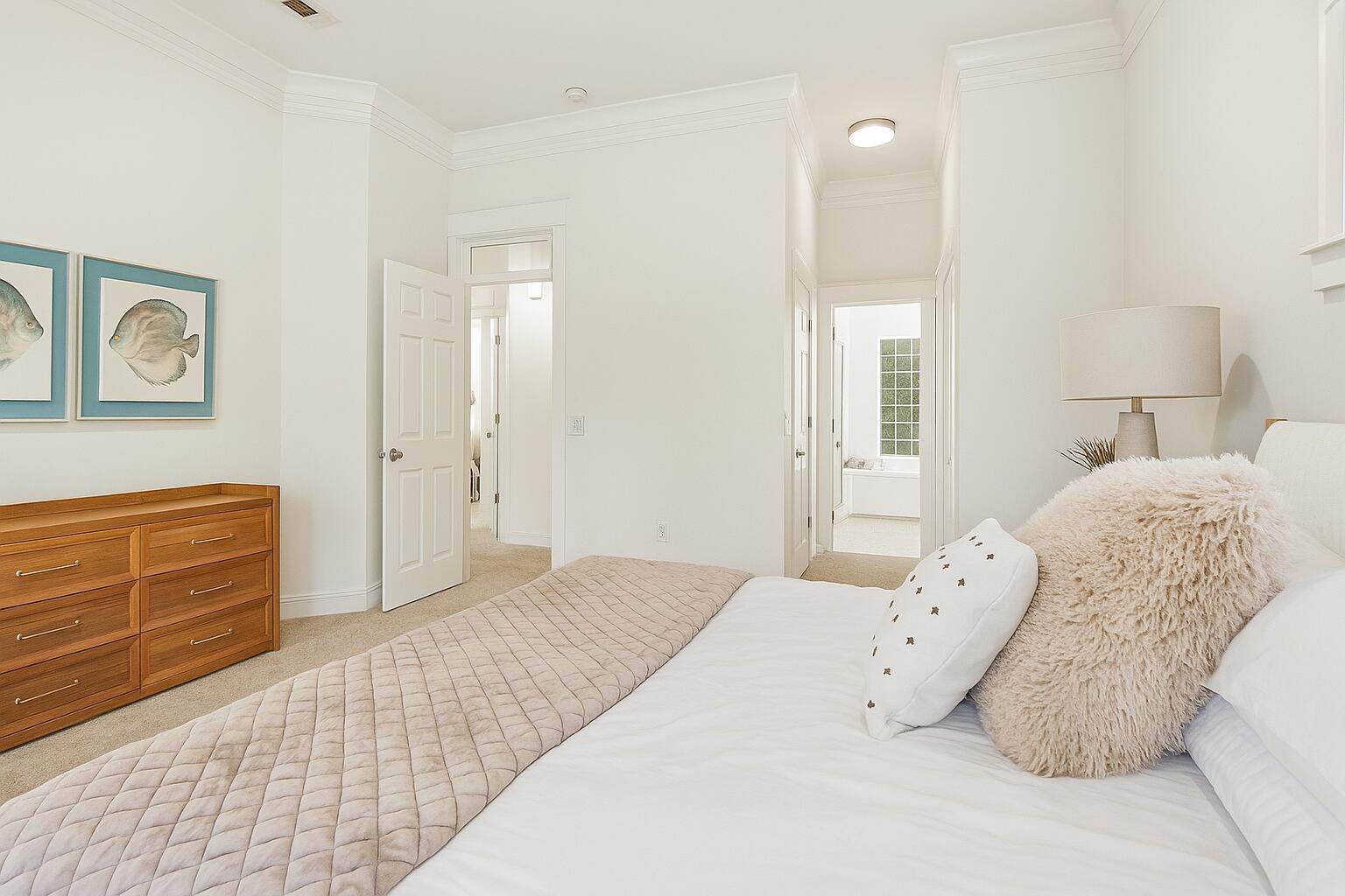 GULF SHORE MANOR - Residential