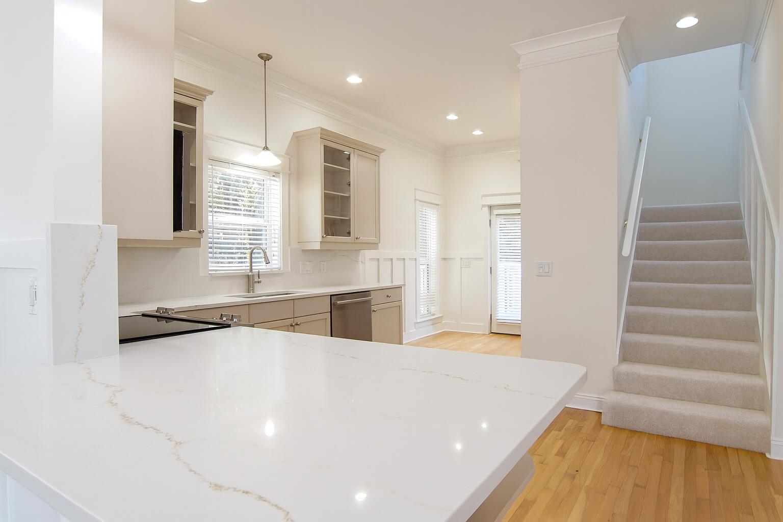 GULF SHORE MANOR - Residential
