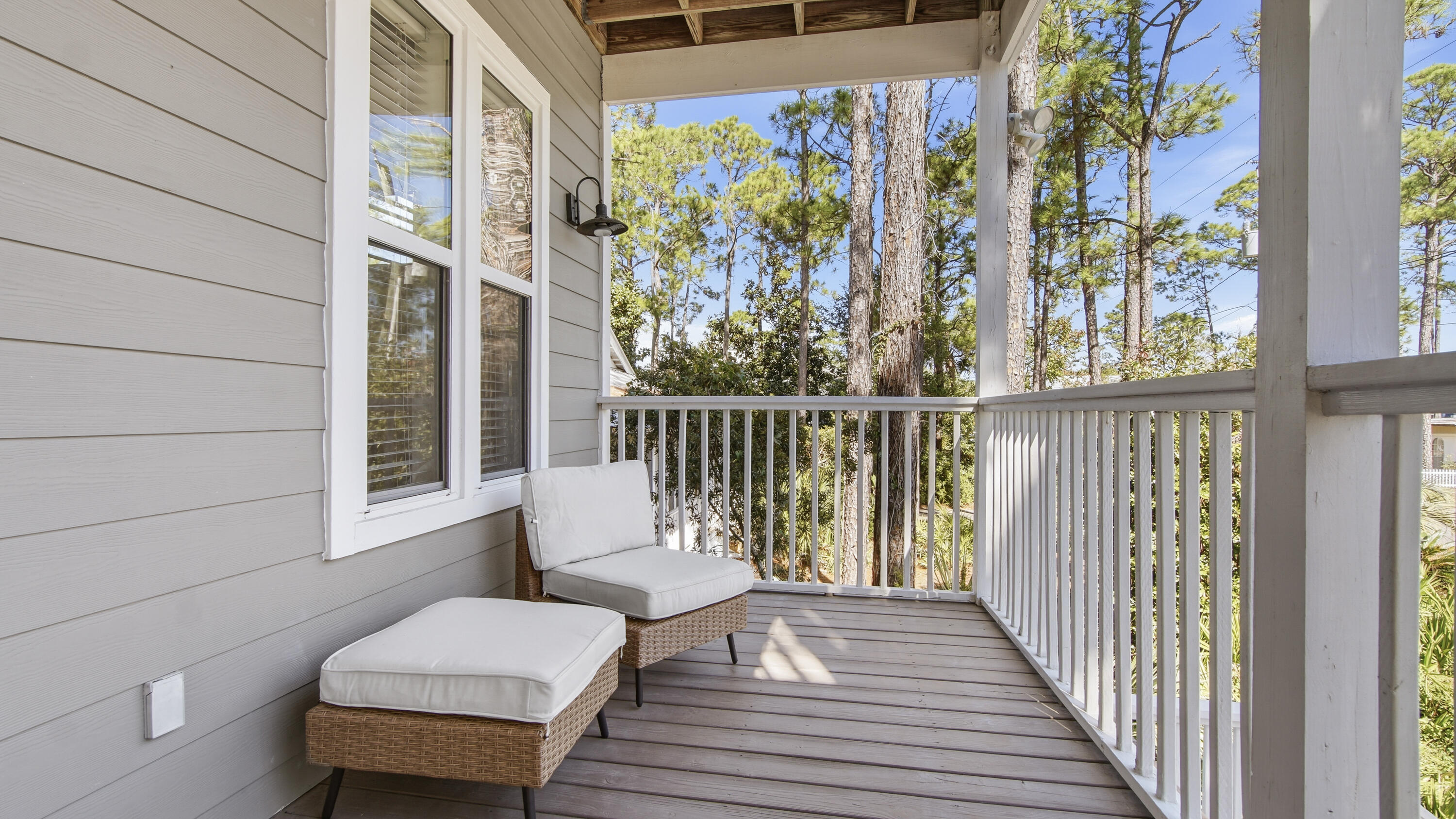 GULF SHORE MANOR - Residential