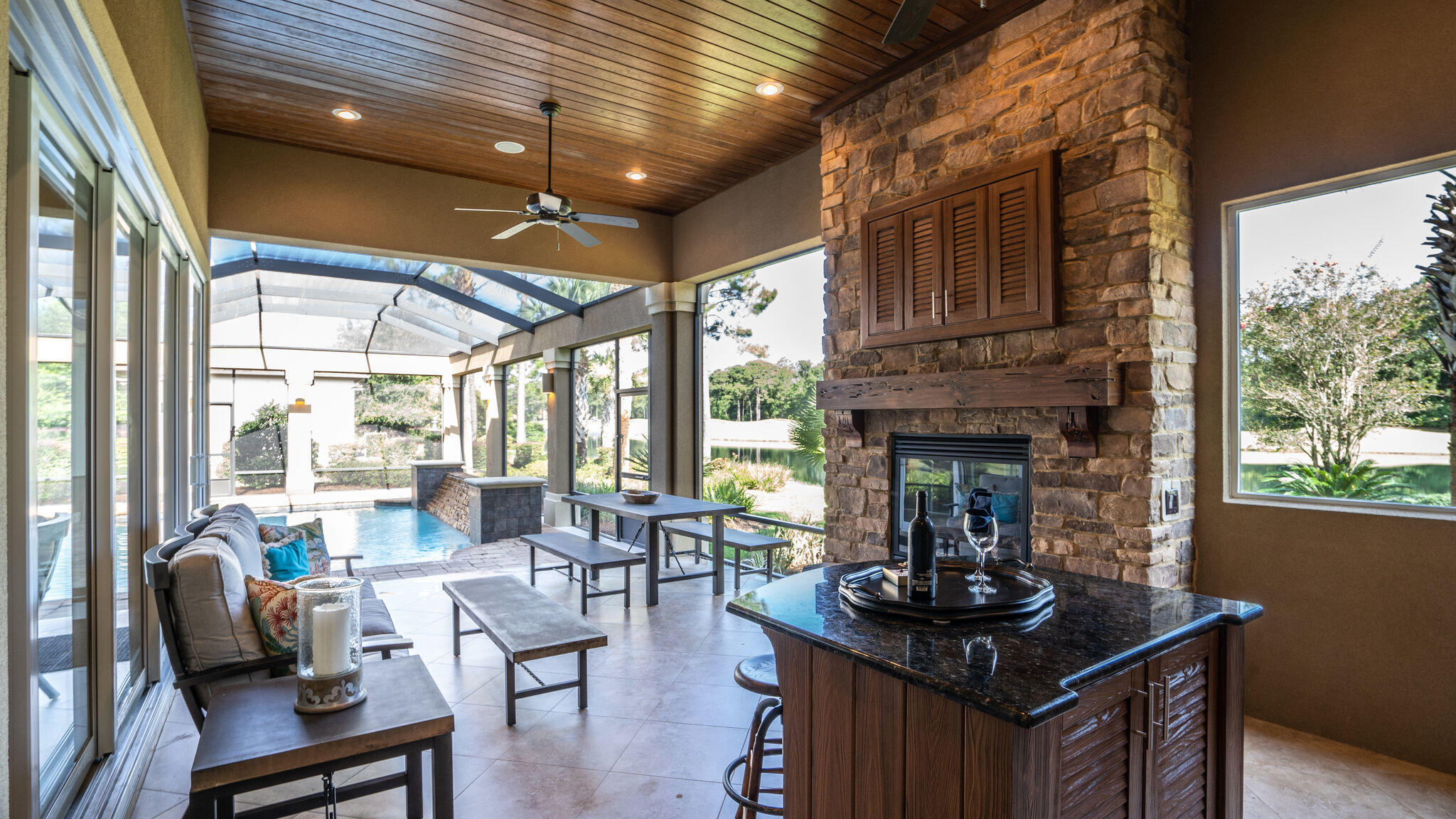 BURNT PINE - Residential