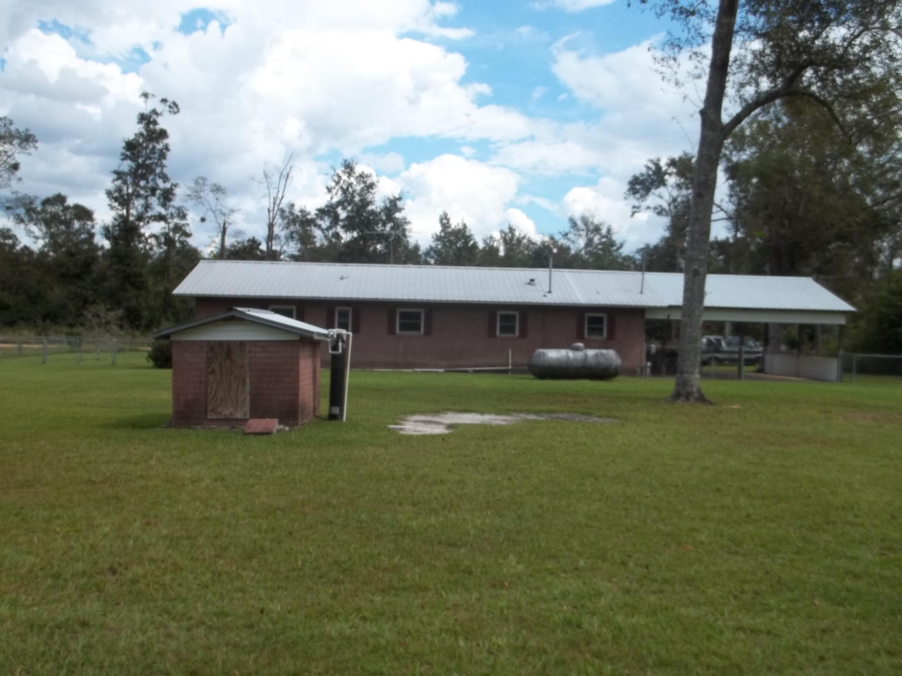 FOXWORTH ESTATES PH 1 - Residential