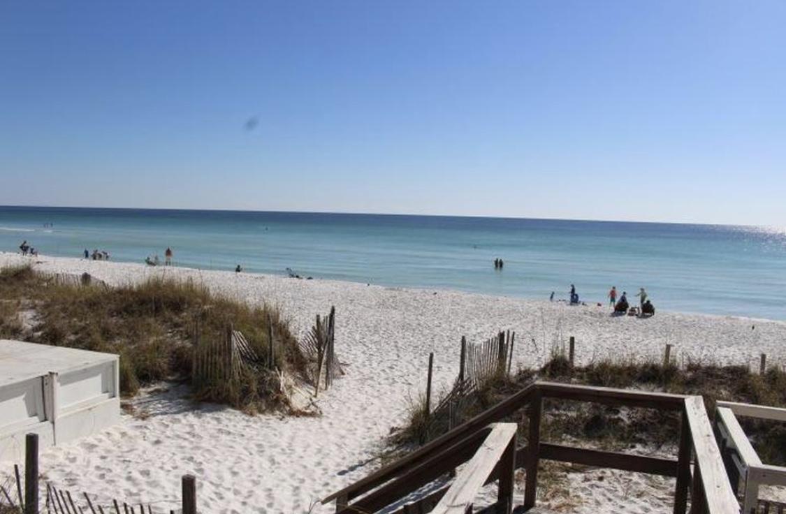 CRYSTAL VILLAS CONDO - Residential