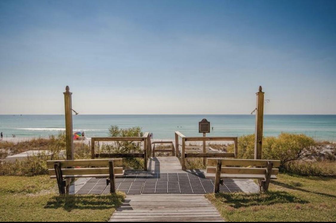 CRYSTAL VILLAS CONDO - Residential