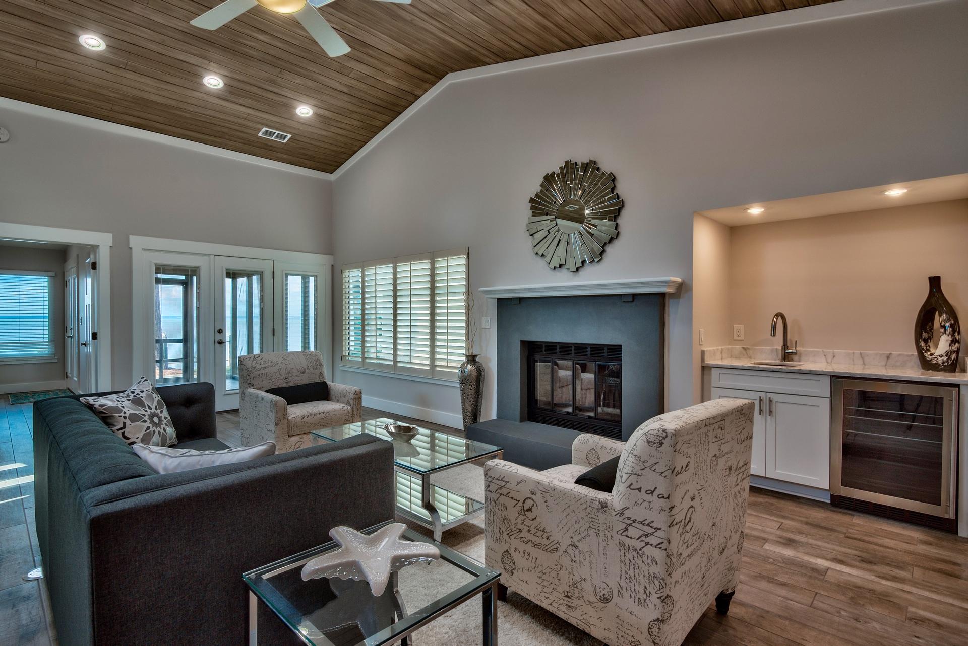 COVE ON THE BAY - Residential