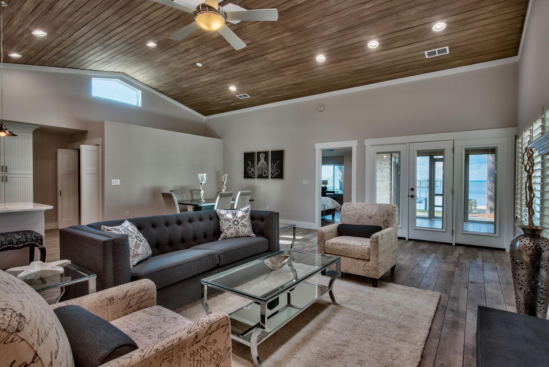 COVE ON THE BAY - Residential