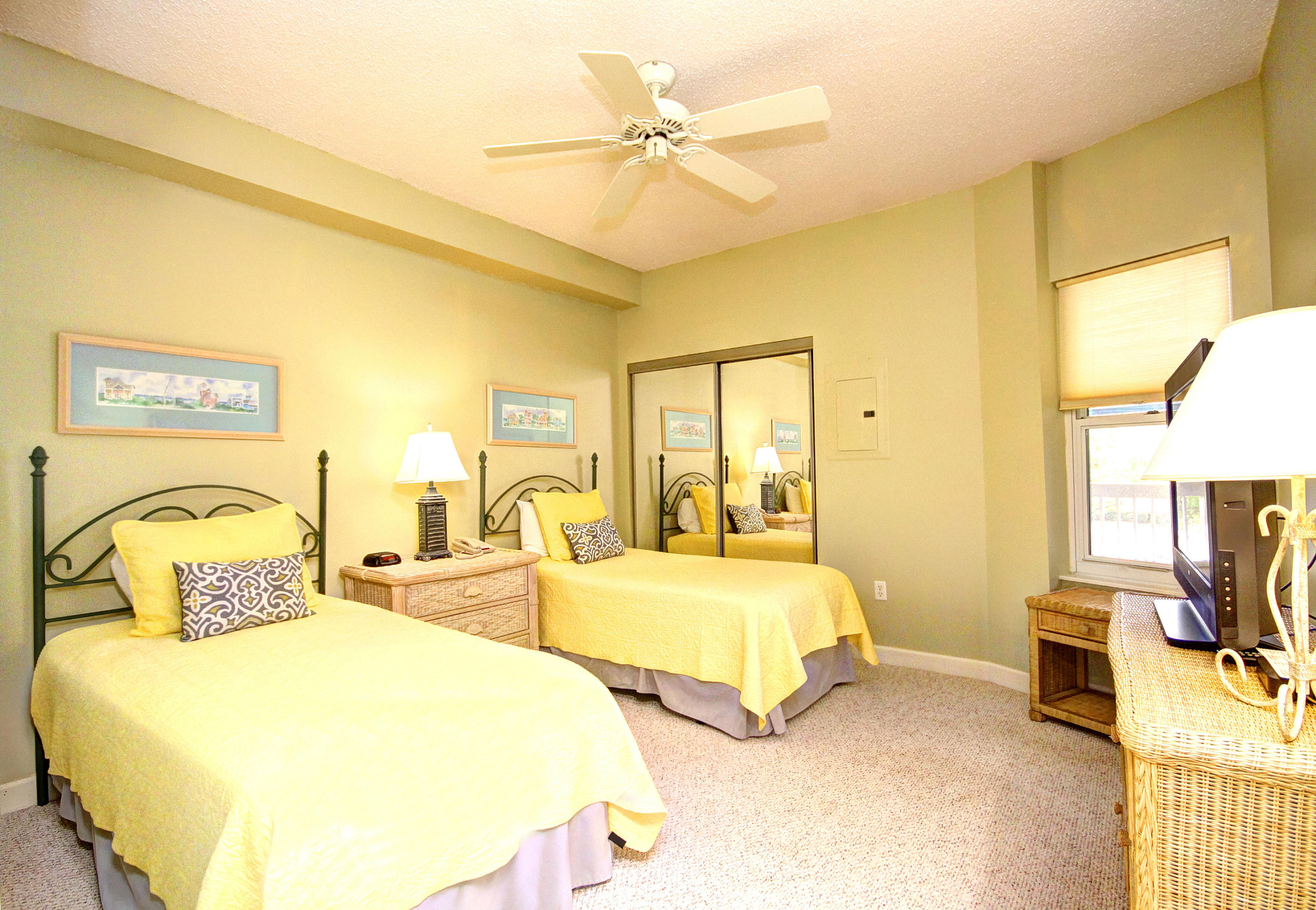 SUMMIT AT TOPS'L (THE) - Residential