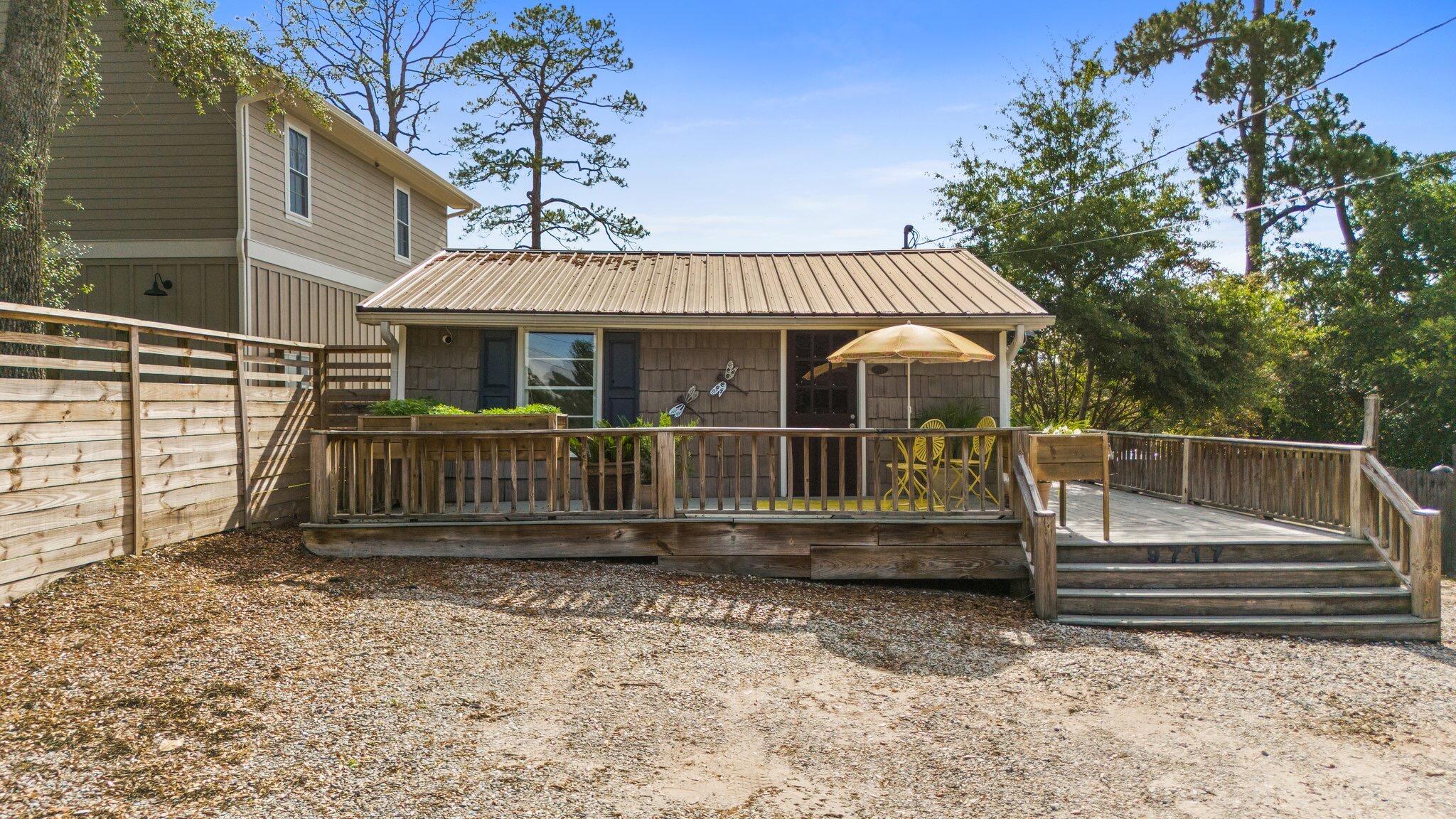 NO RECORDED SUBDIVISION - Residential