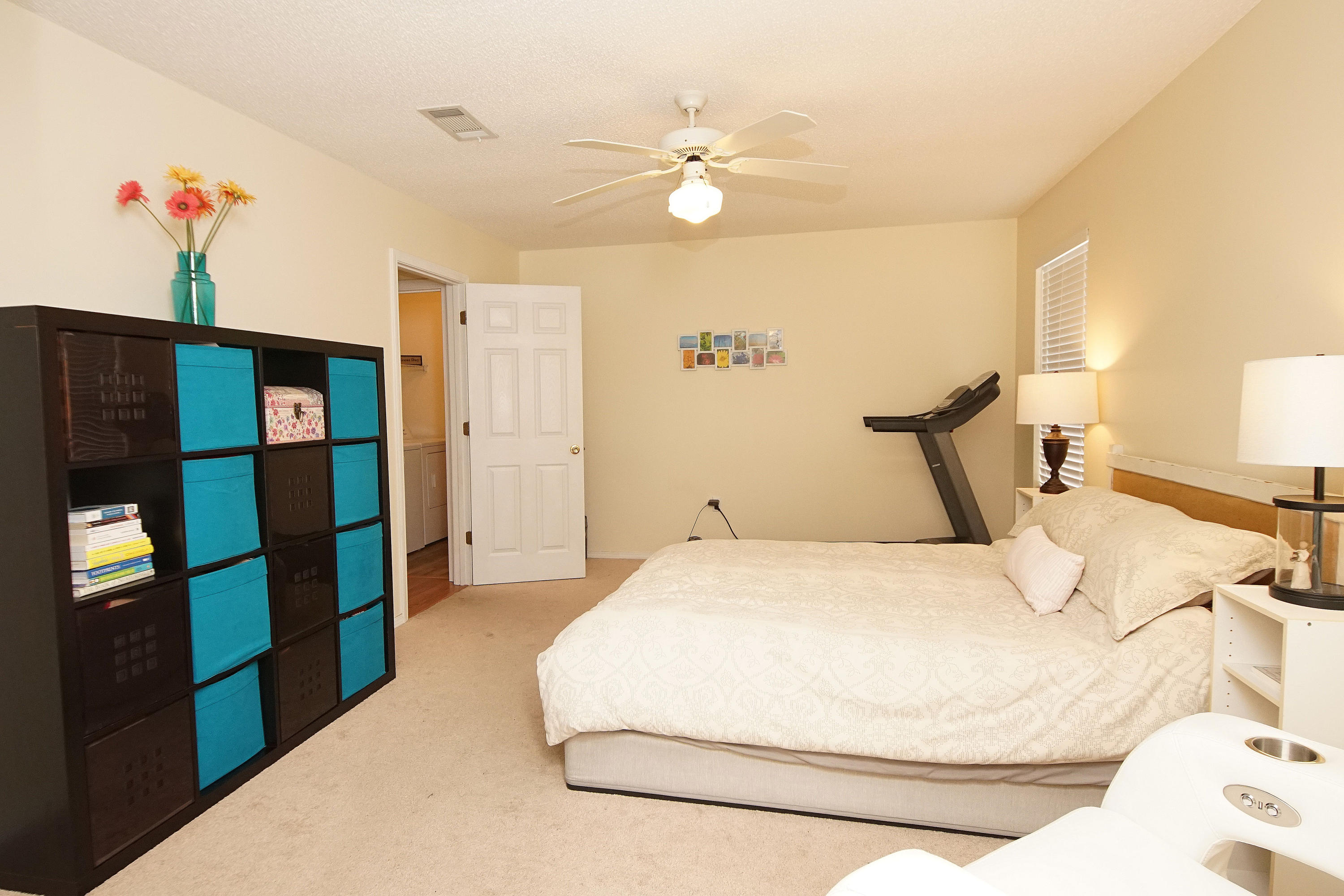 PARKWOOD SQUARE PH 2 - Residential