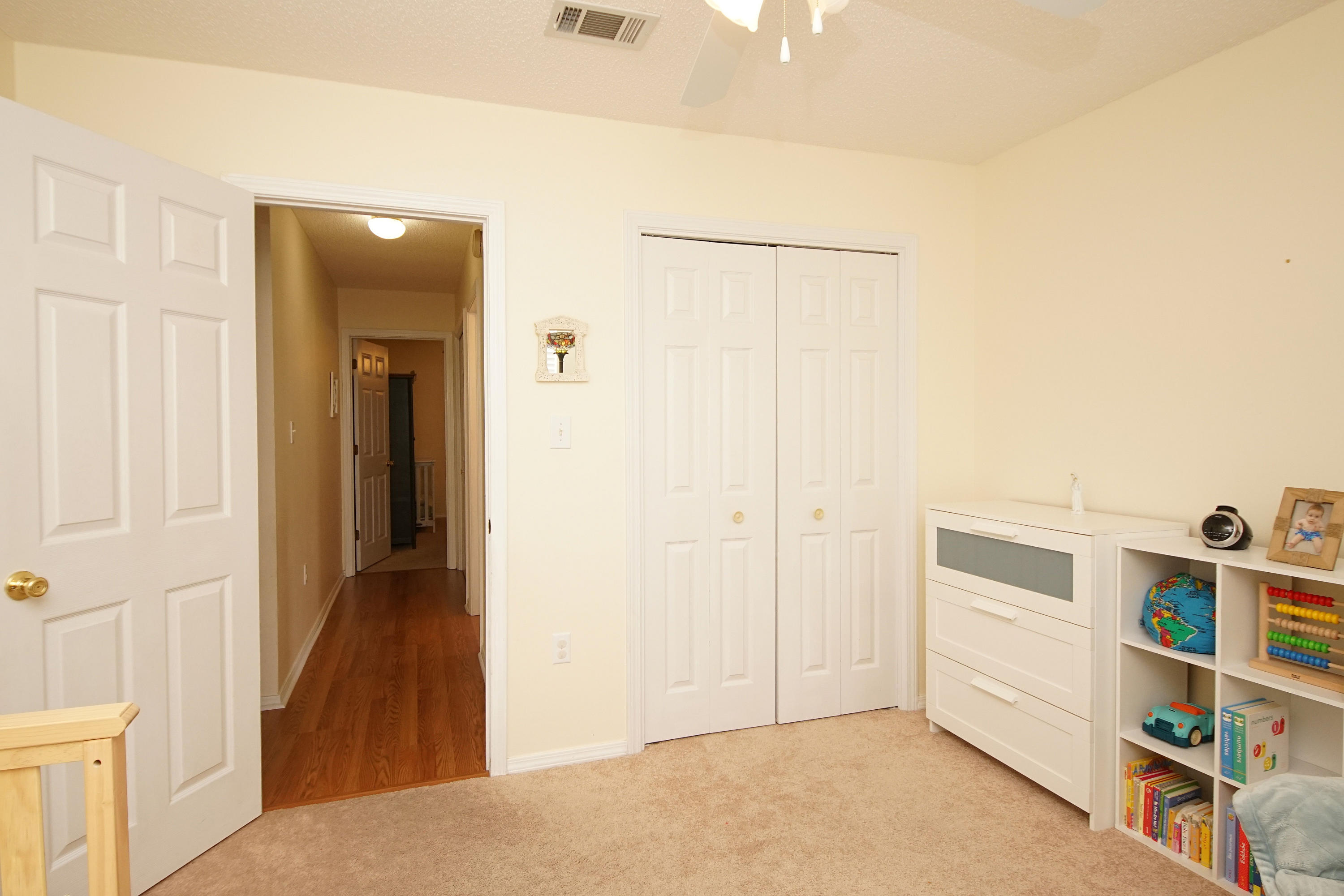 PARKWOOD SQUARE PH 2 - Residential