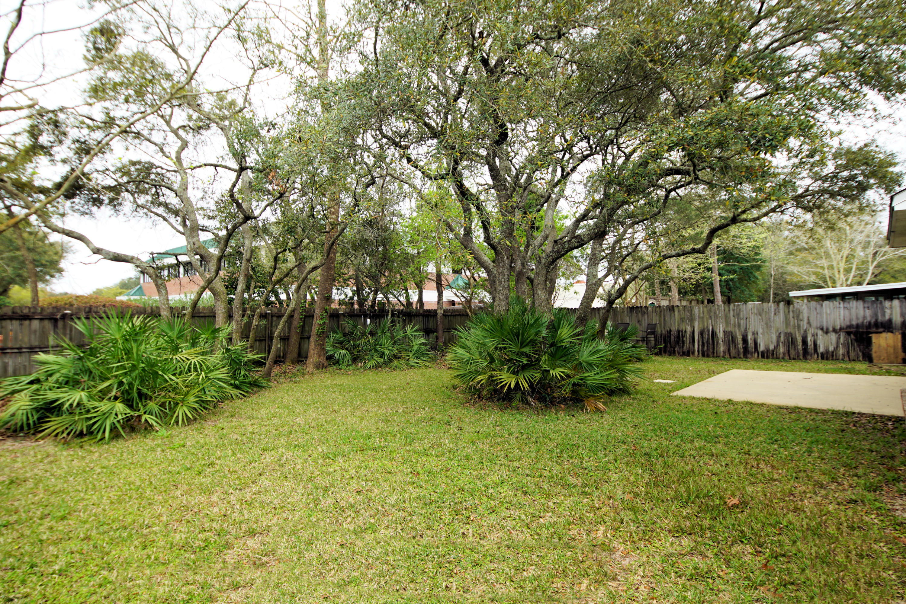 PARKWOOD SQUARE PH 2 - Residential