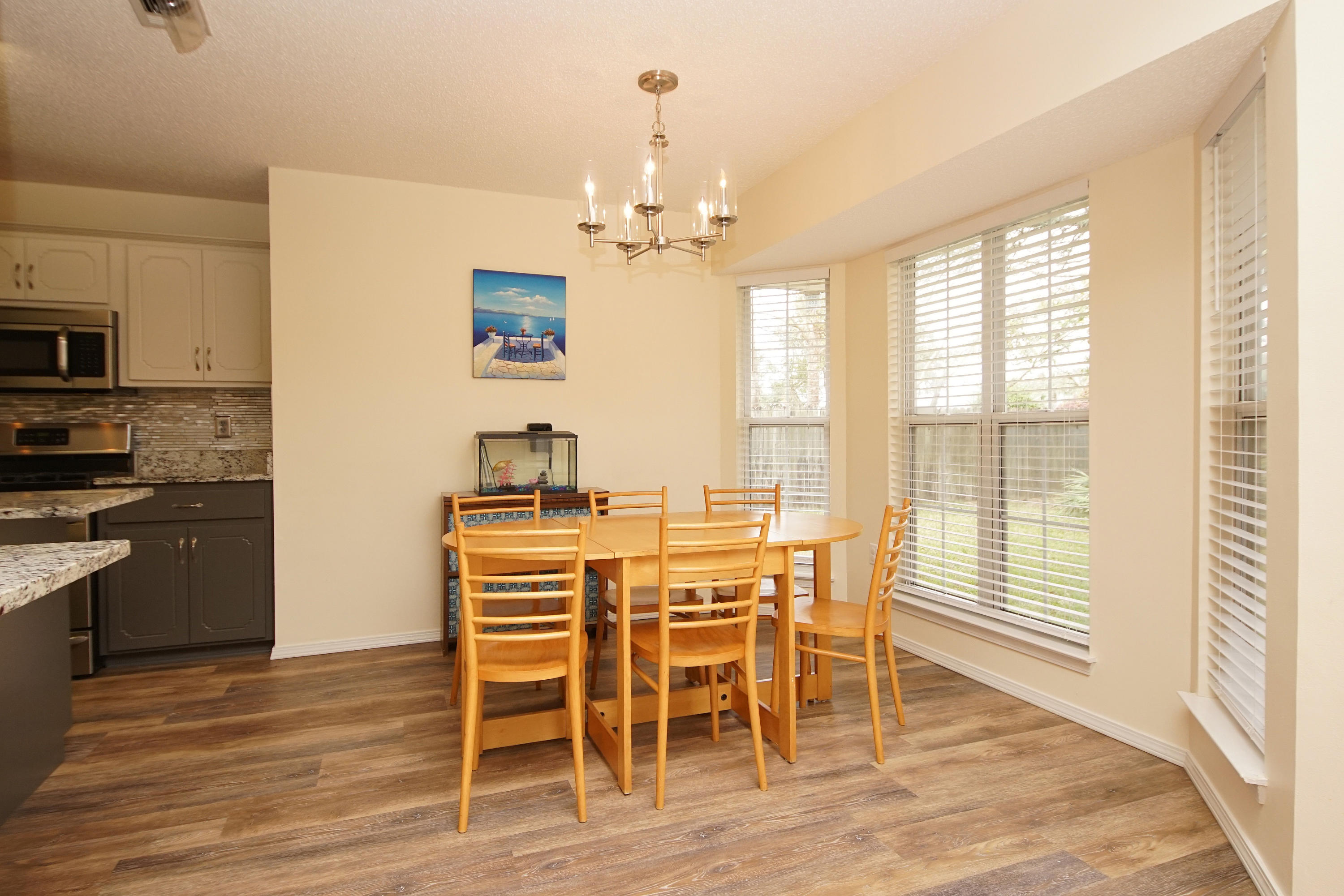 PARKWOOD SQUARE PH 2 - Residential