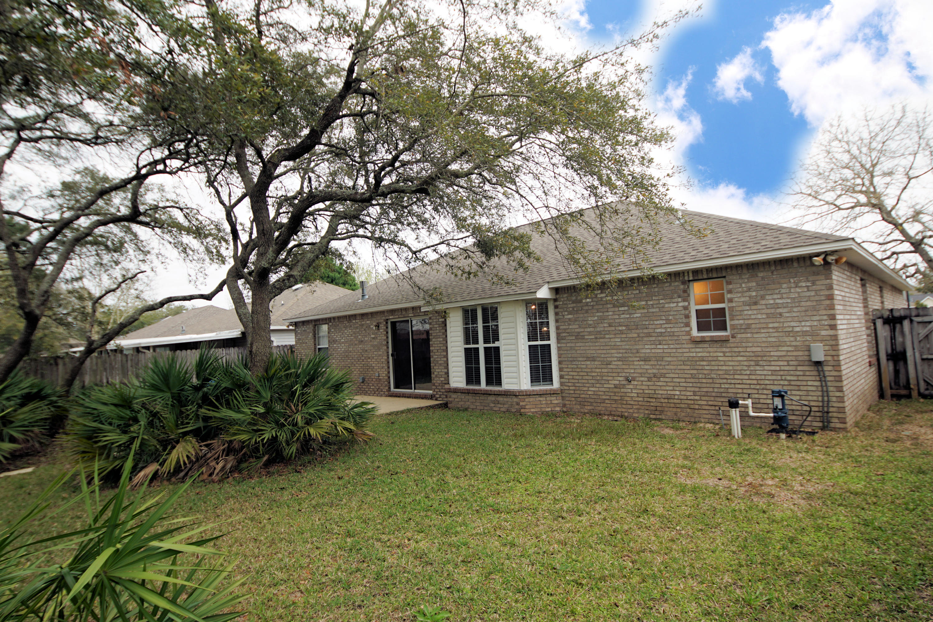 PARKWOOD SQUARE PH 2 - Residential