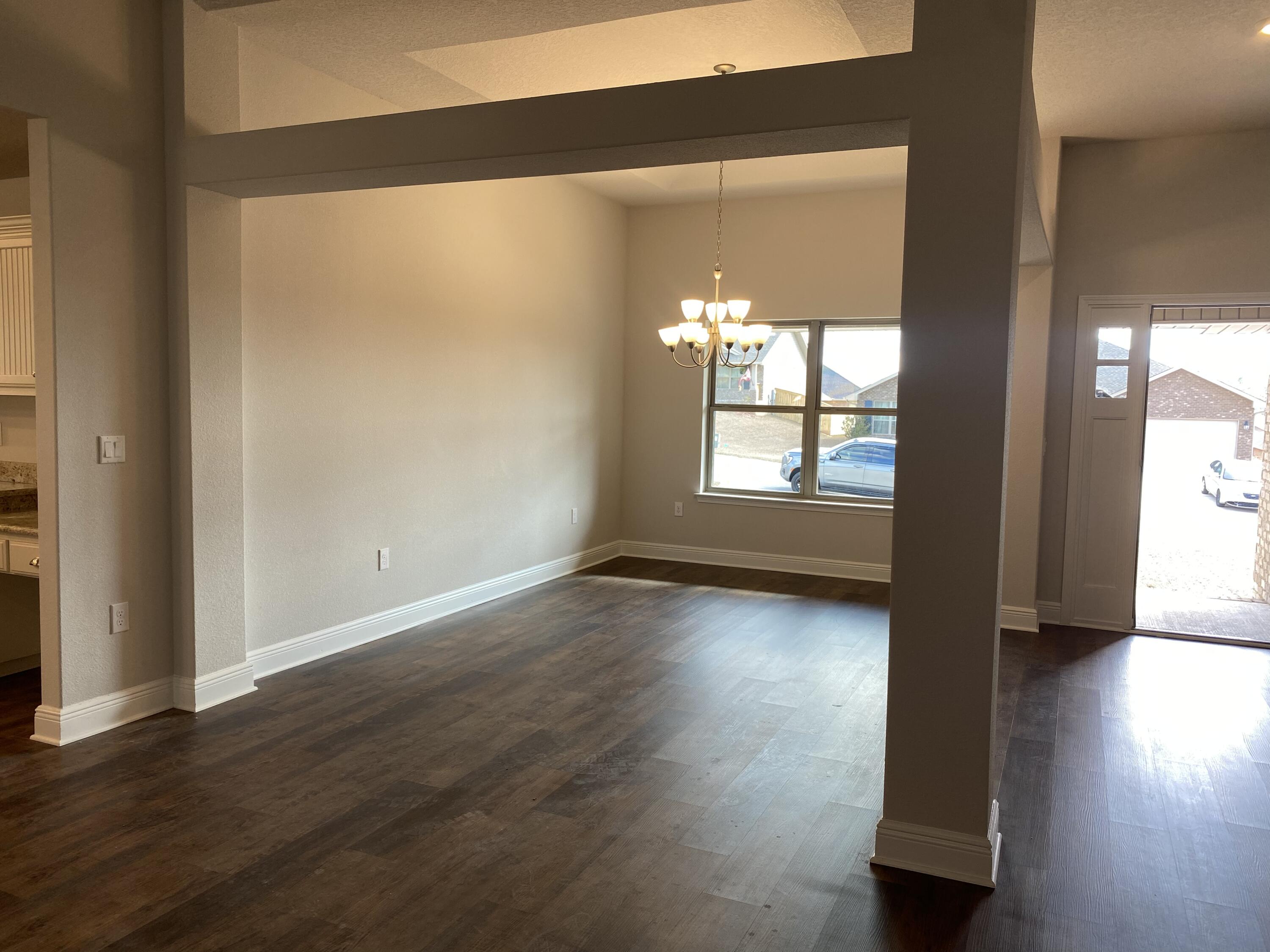 CHARLESTON PLACE - Residential