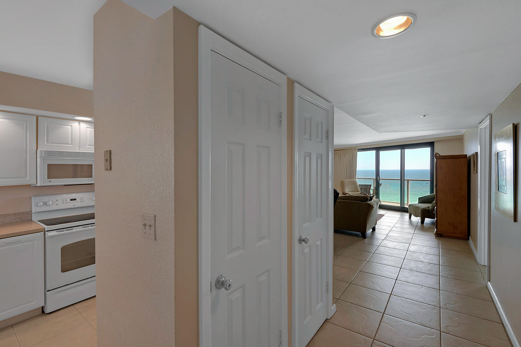 BEACHSIDE TWO - Residential