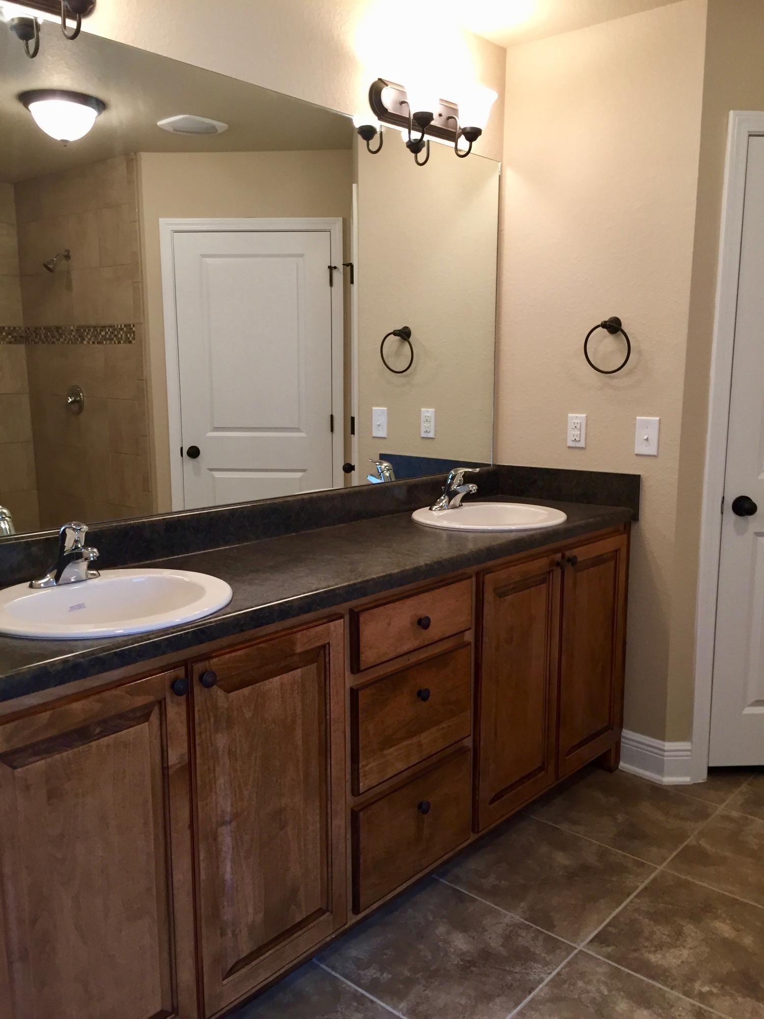 FOX VALLEY - Residential