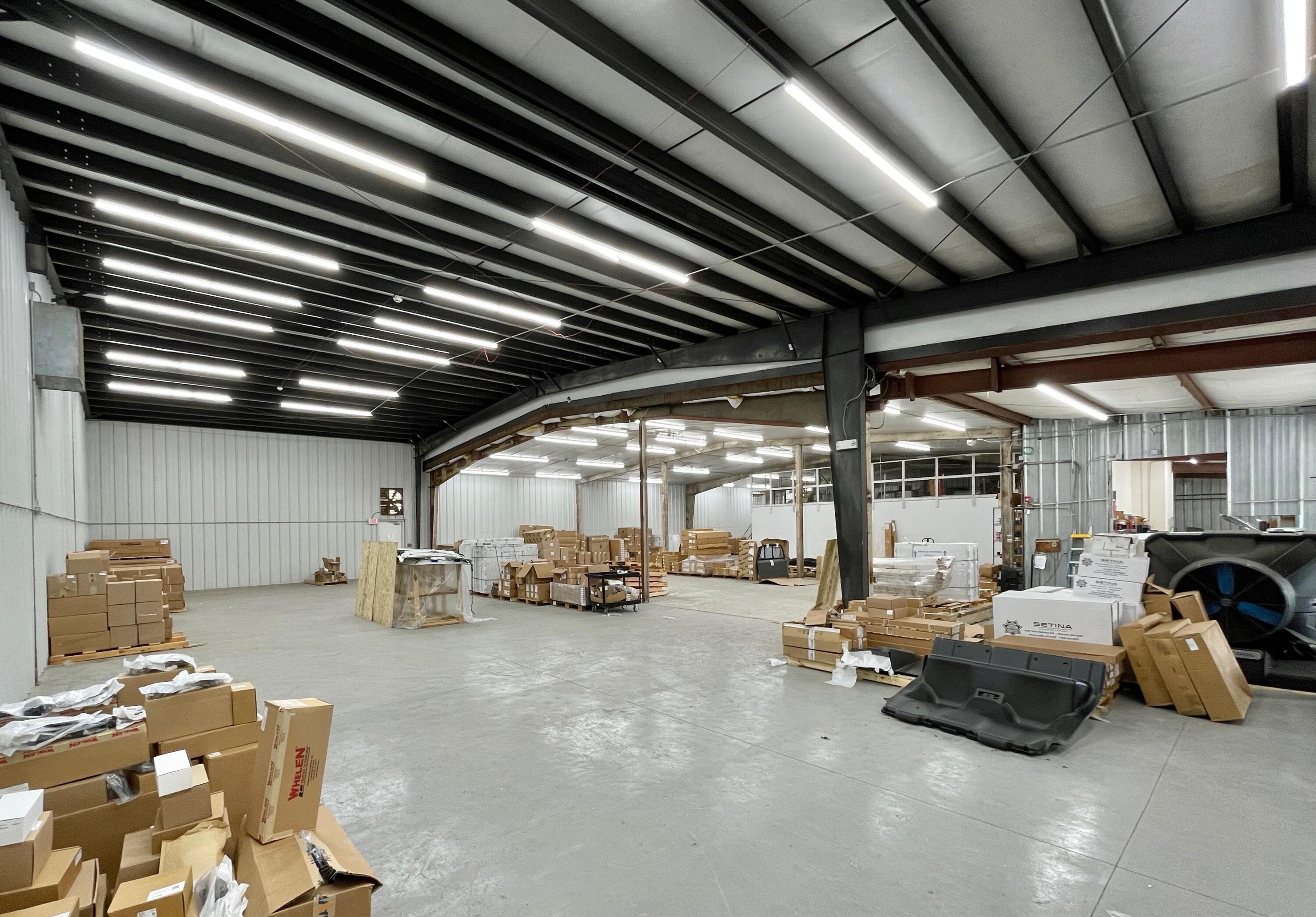 Available for lease, 13,422sf of office/ warehouse in Fort Walton Beach FL. This property is comprised of 2100 sf of office space and 11,322sf of warehouse. The warehouse has 14ft to 16ft eave heights with four 10ft overhead doors and an 8ft covered loading area. The office area has a secure room/ vault with firesuppression. Adjacent 5,000sf building also available.
