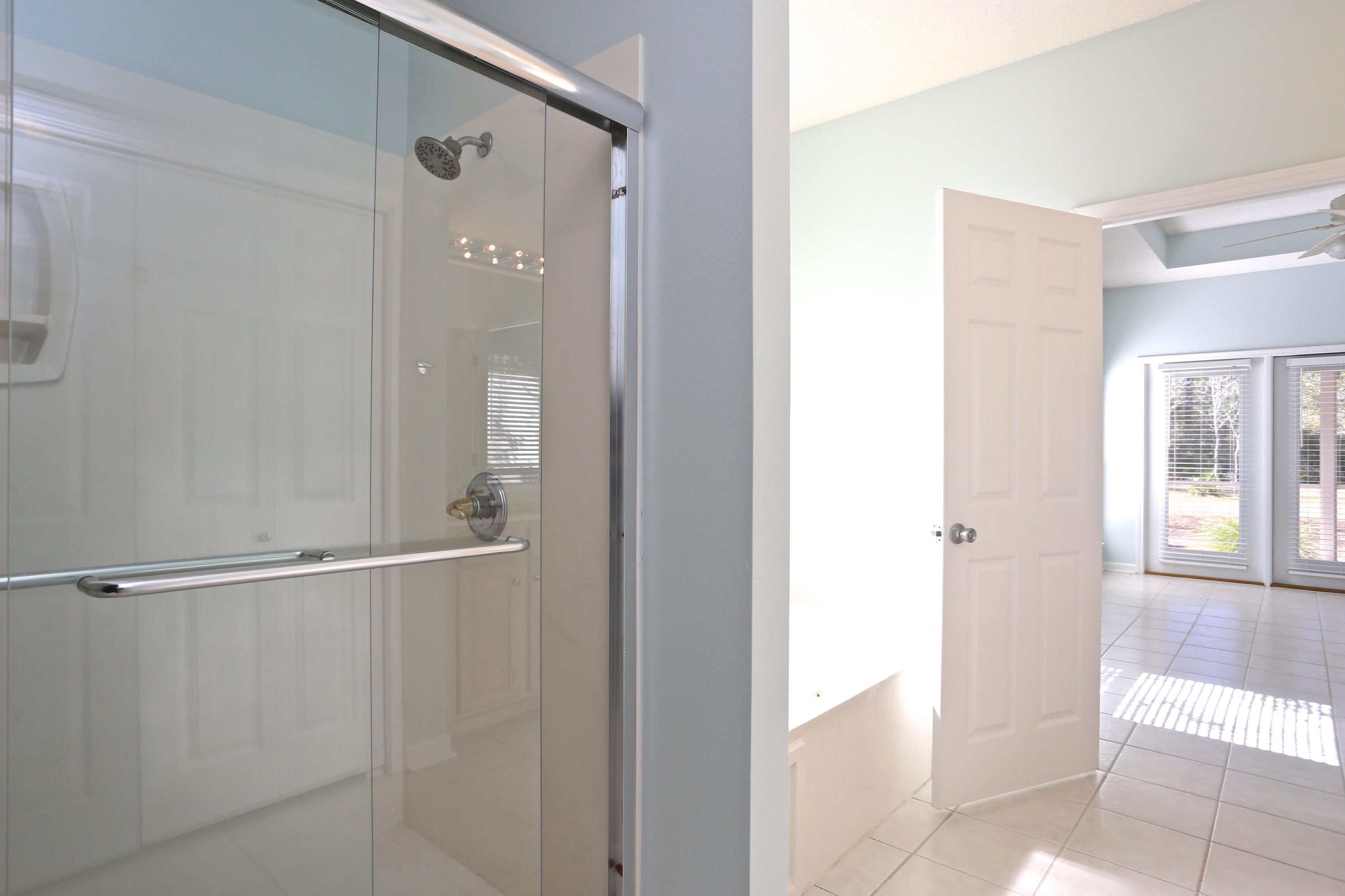 WOODLAND BAYOU ESTATES - Residential