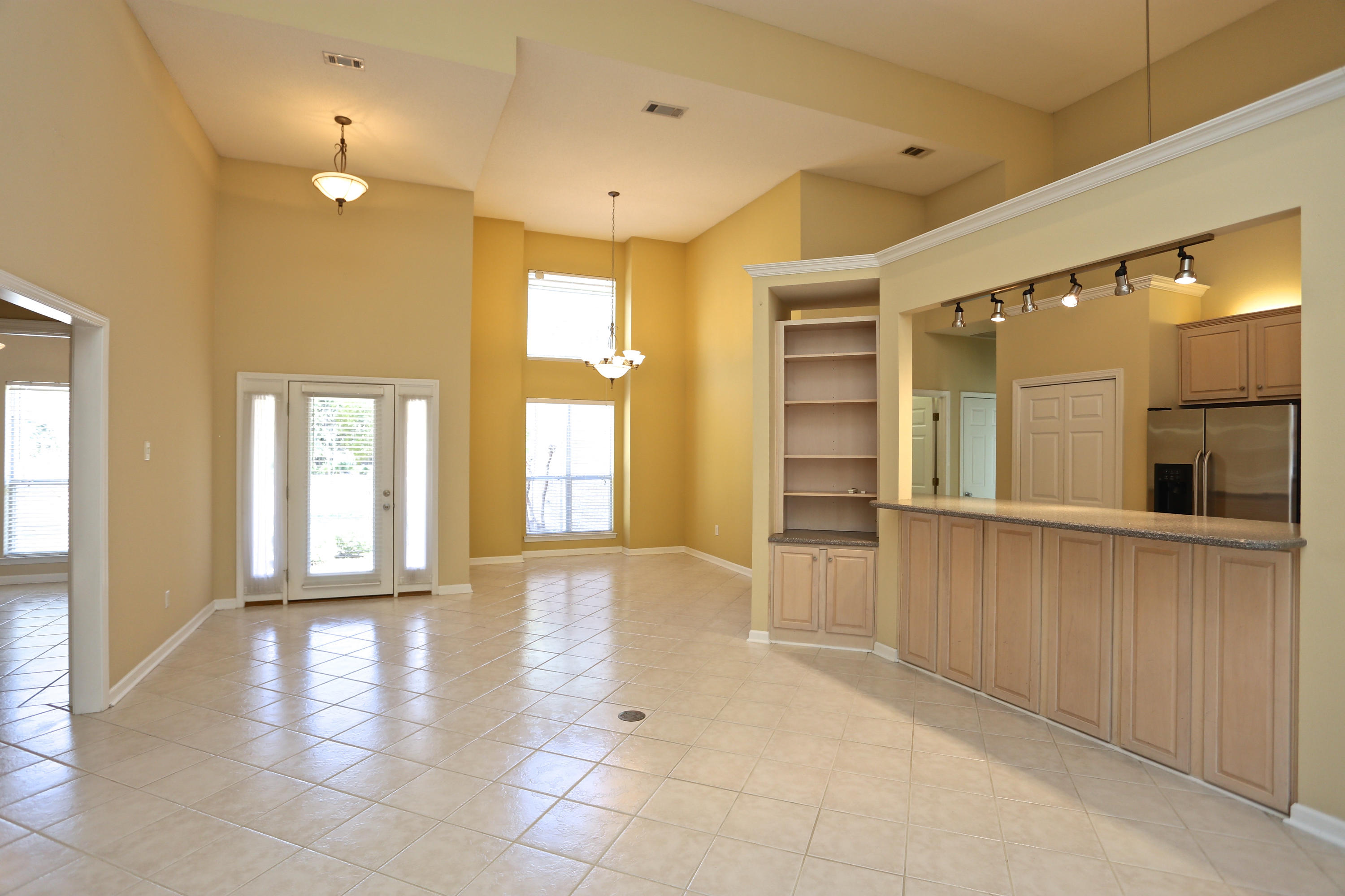 WOODLAND BAYOU ESTATES - Residential